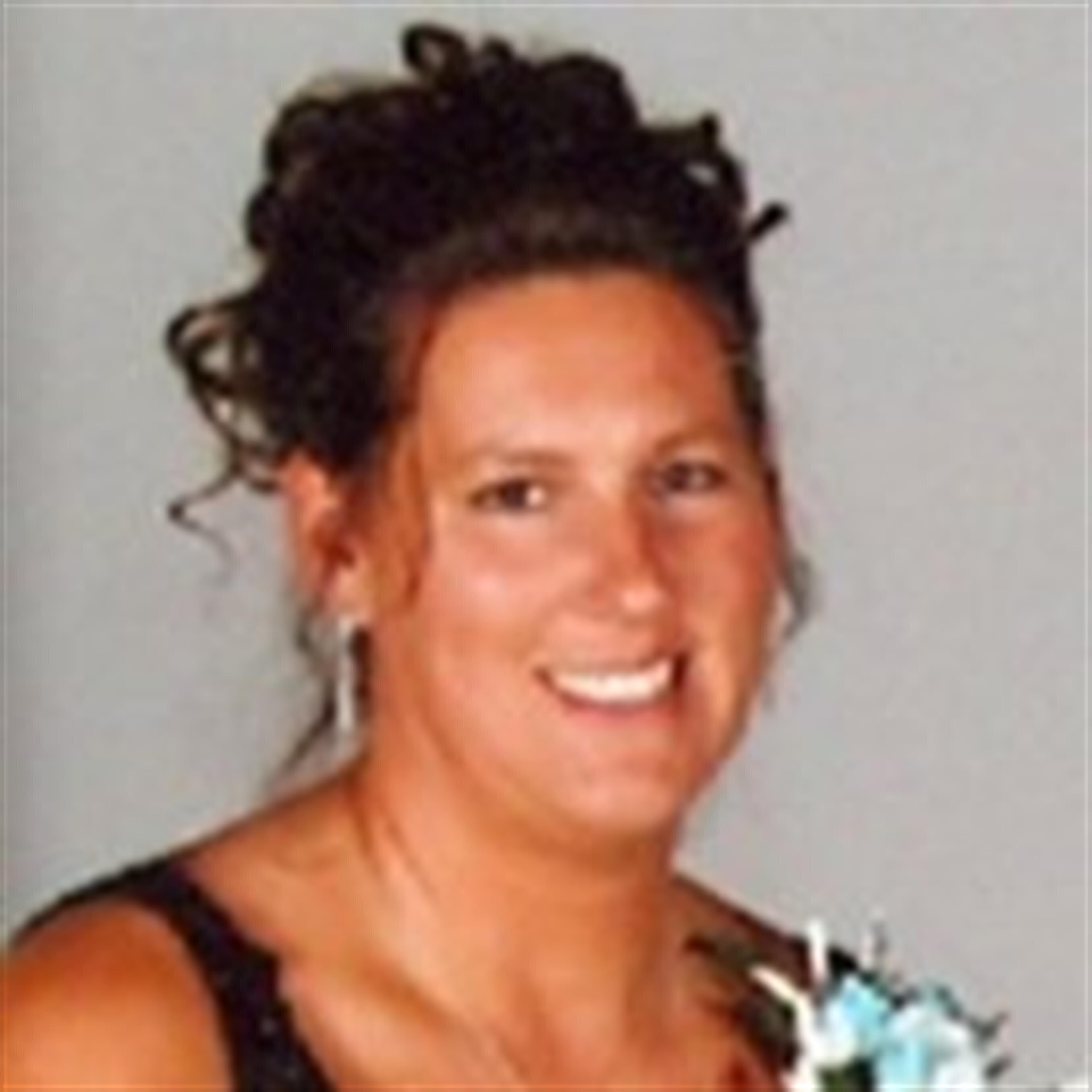 Mrs. Carla Lynne  Reyes