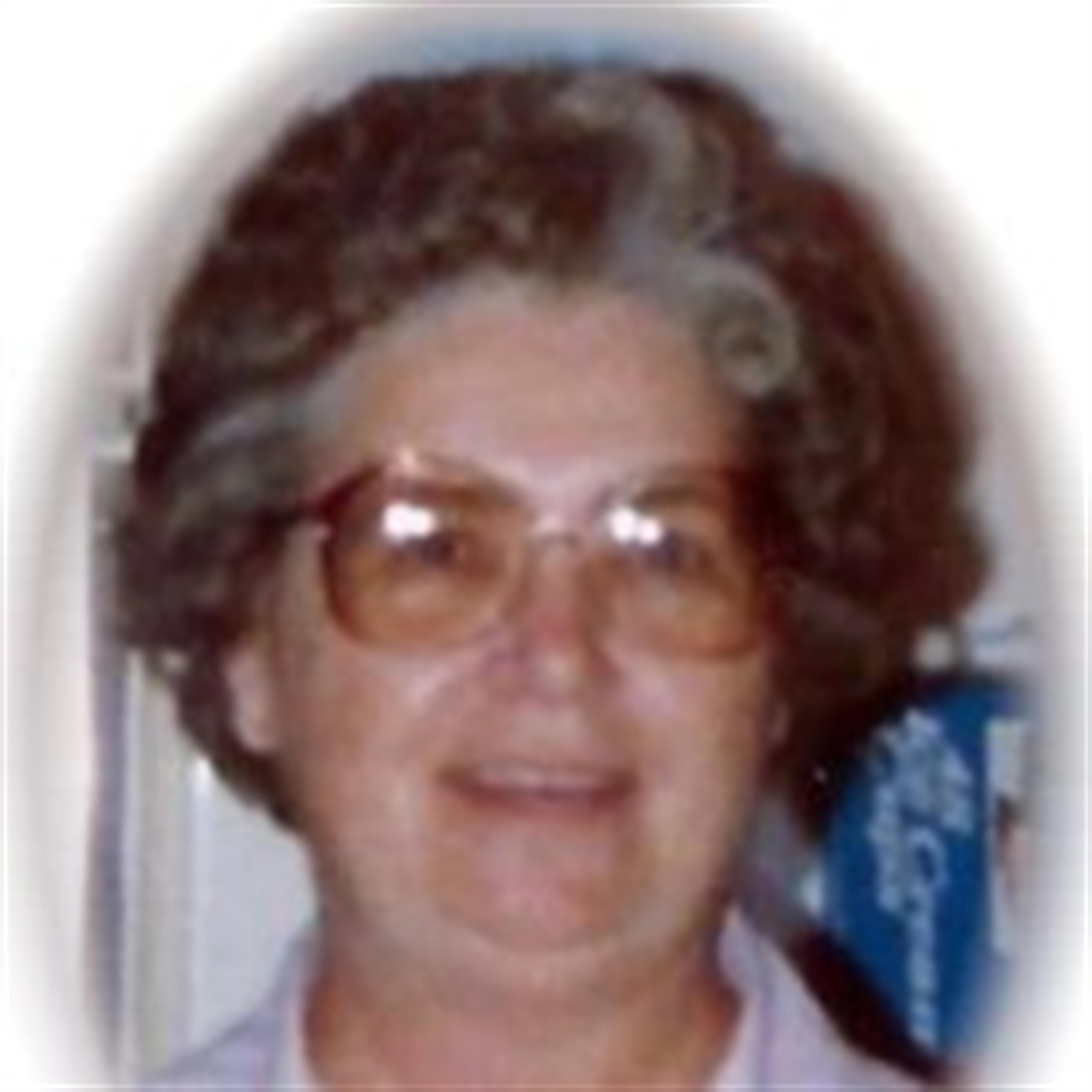 Phyllis  Deardeuff (Camdenton)