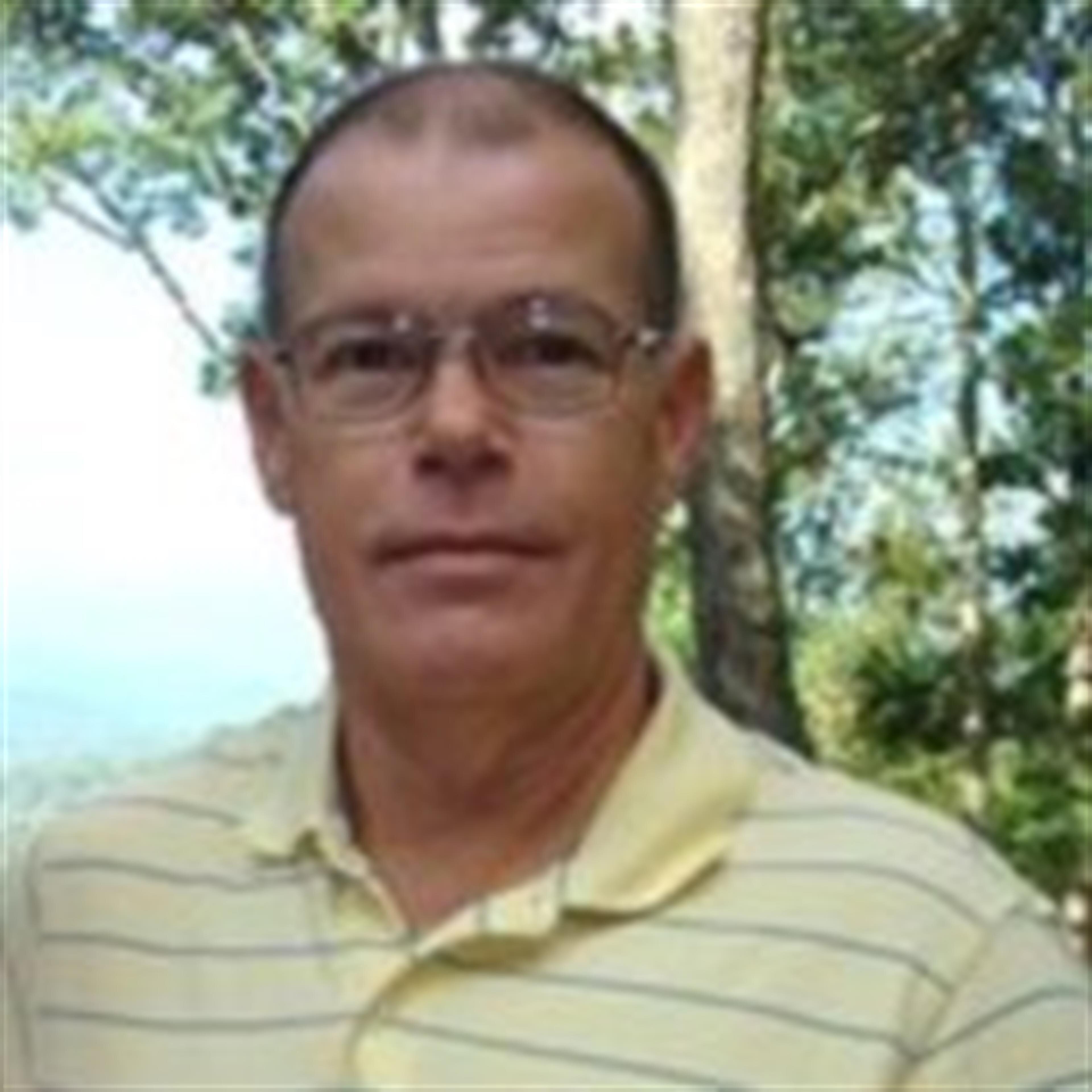 Michael R. Chapman