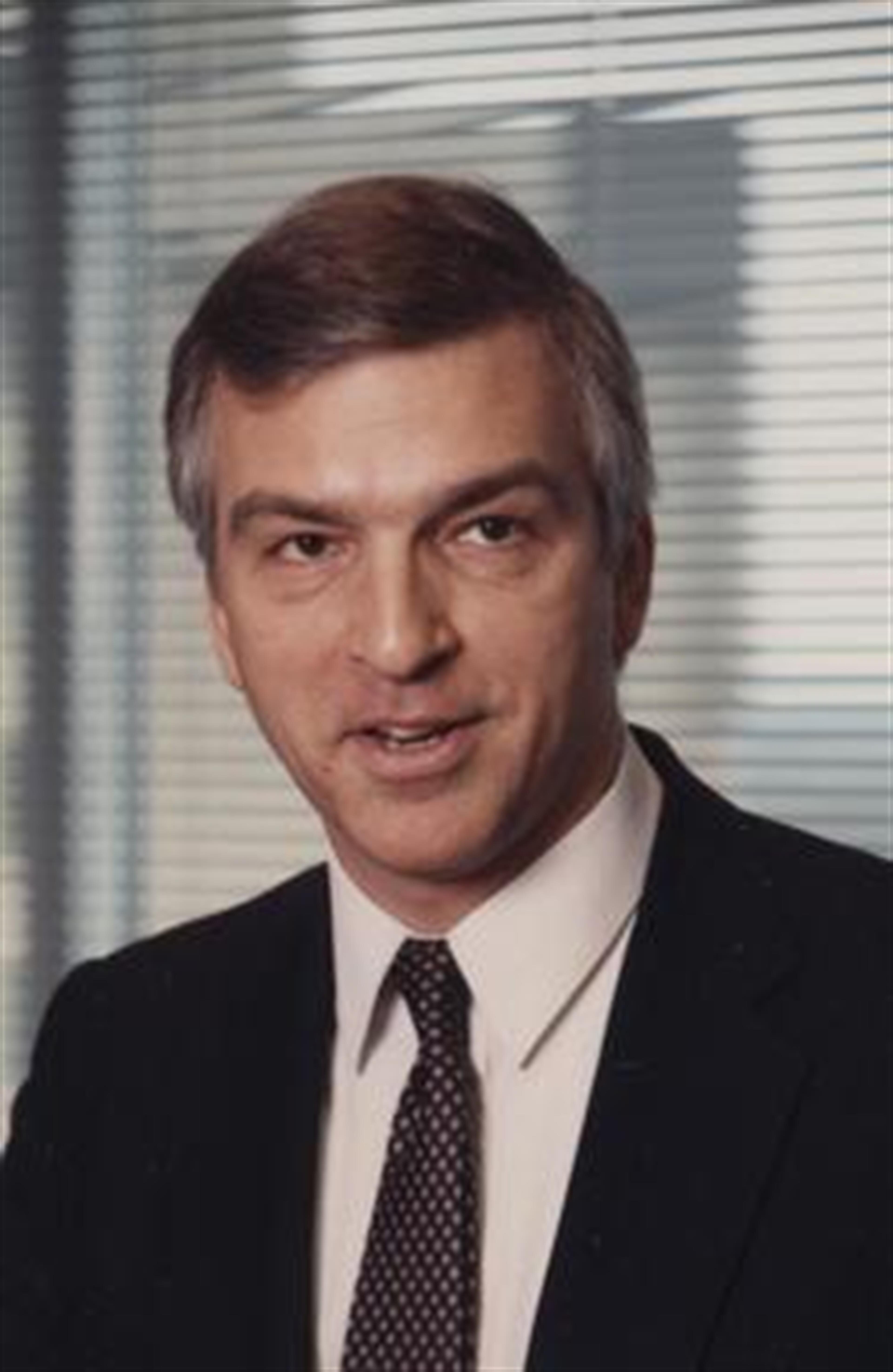 Peter J.  Andrulis
