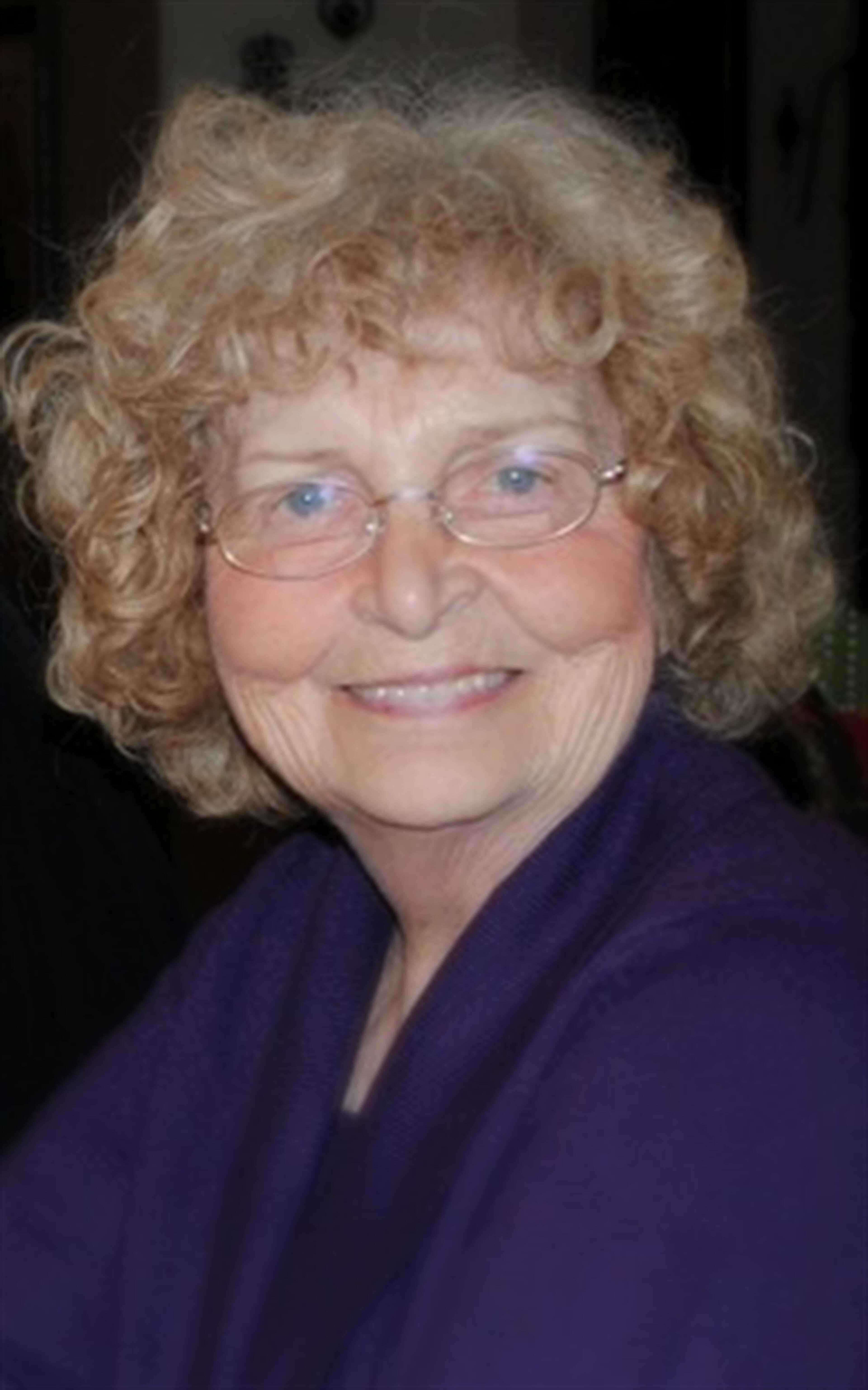 Sue T Cunningham