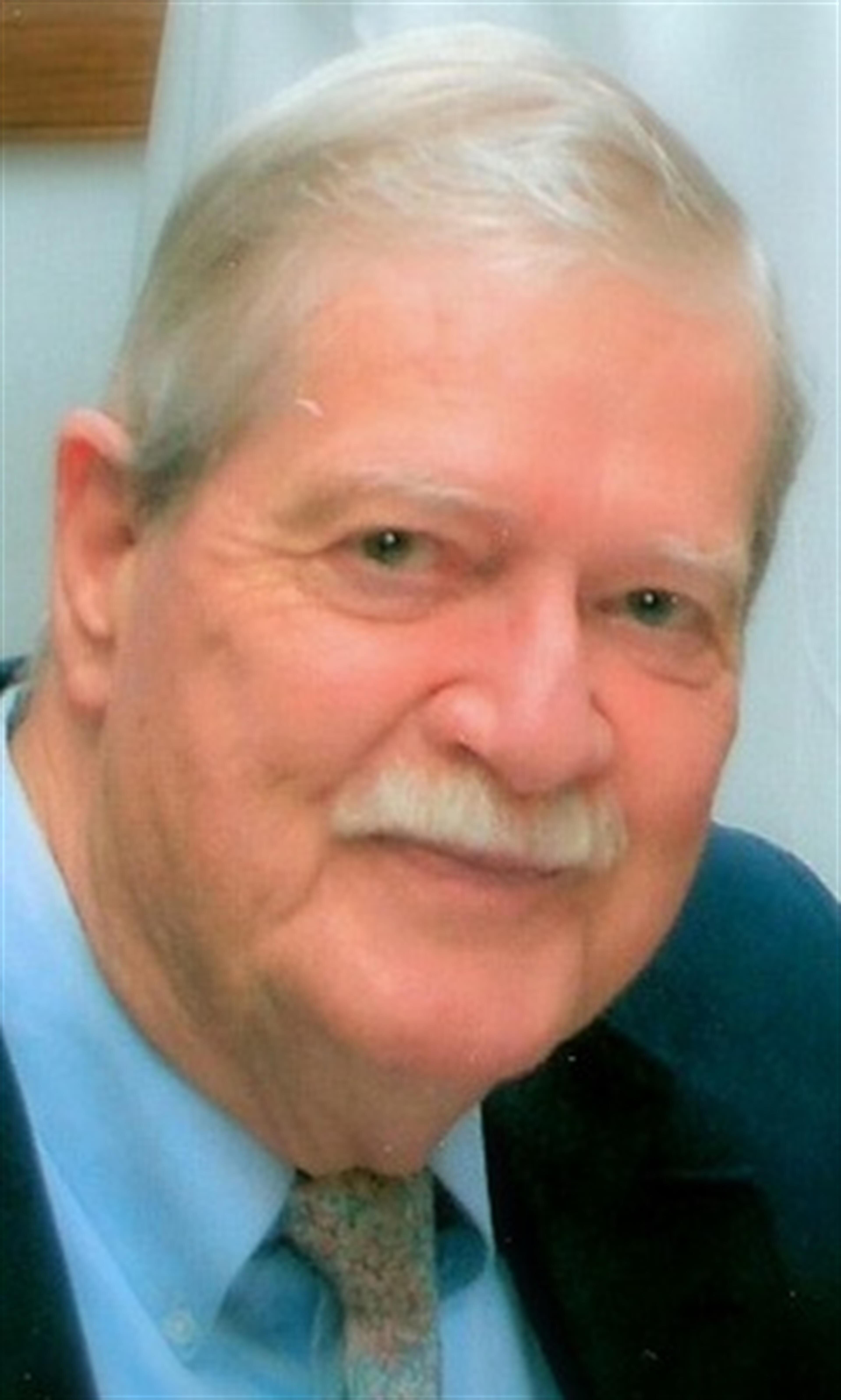 Douglas Lee McFee