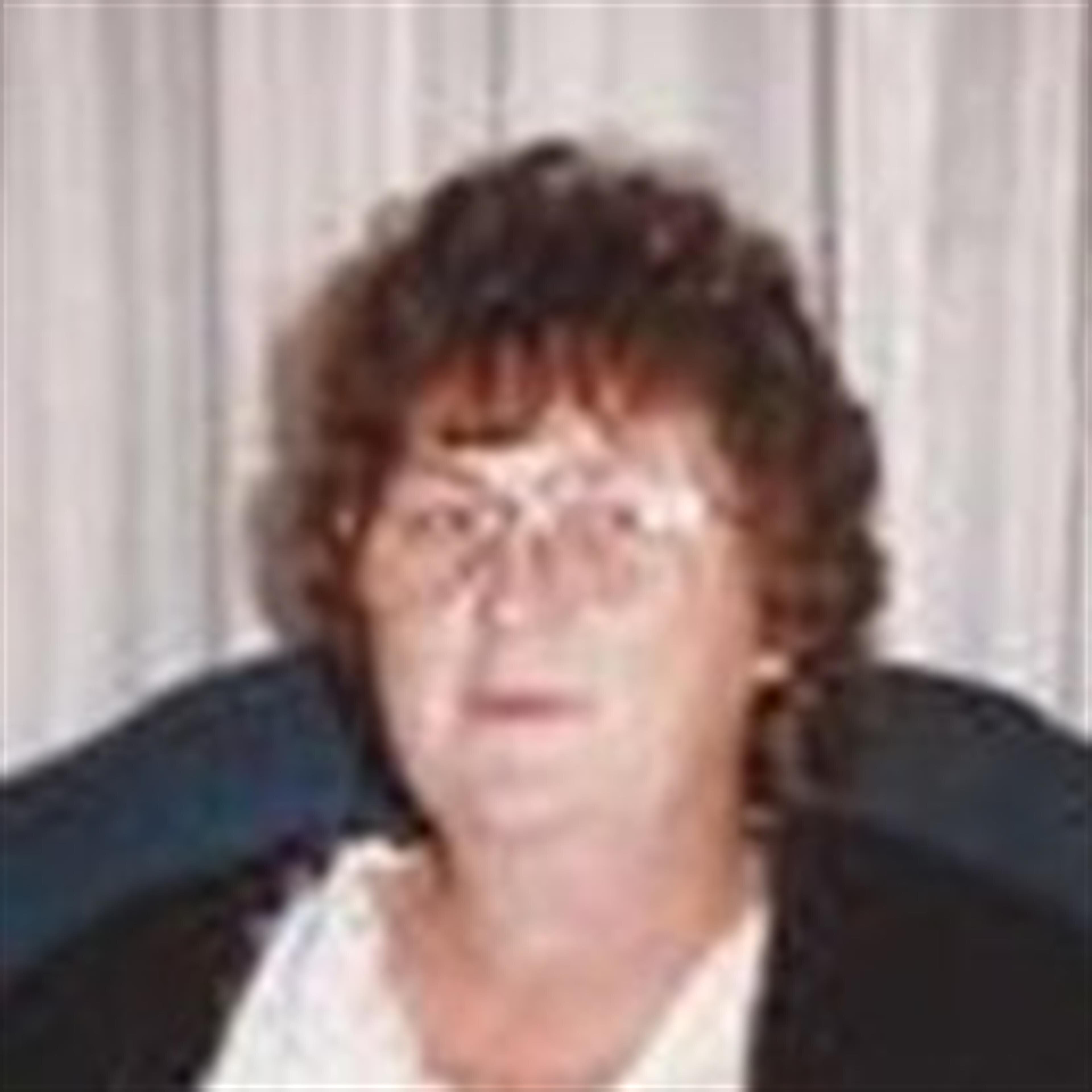 Queenie  Wilkey (Camdenton)