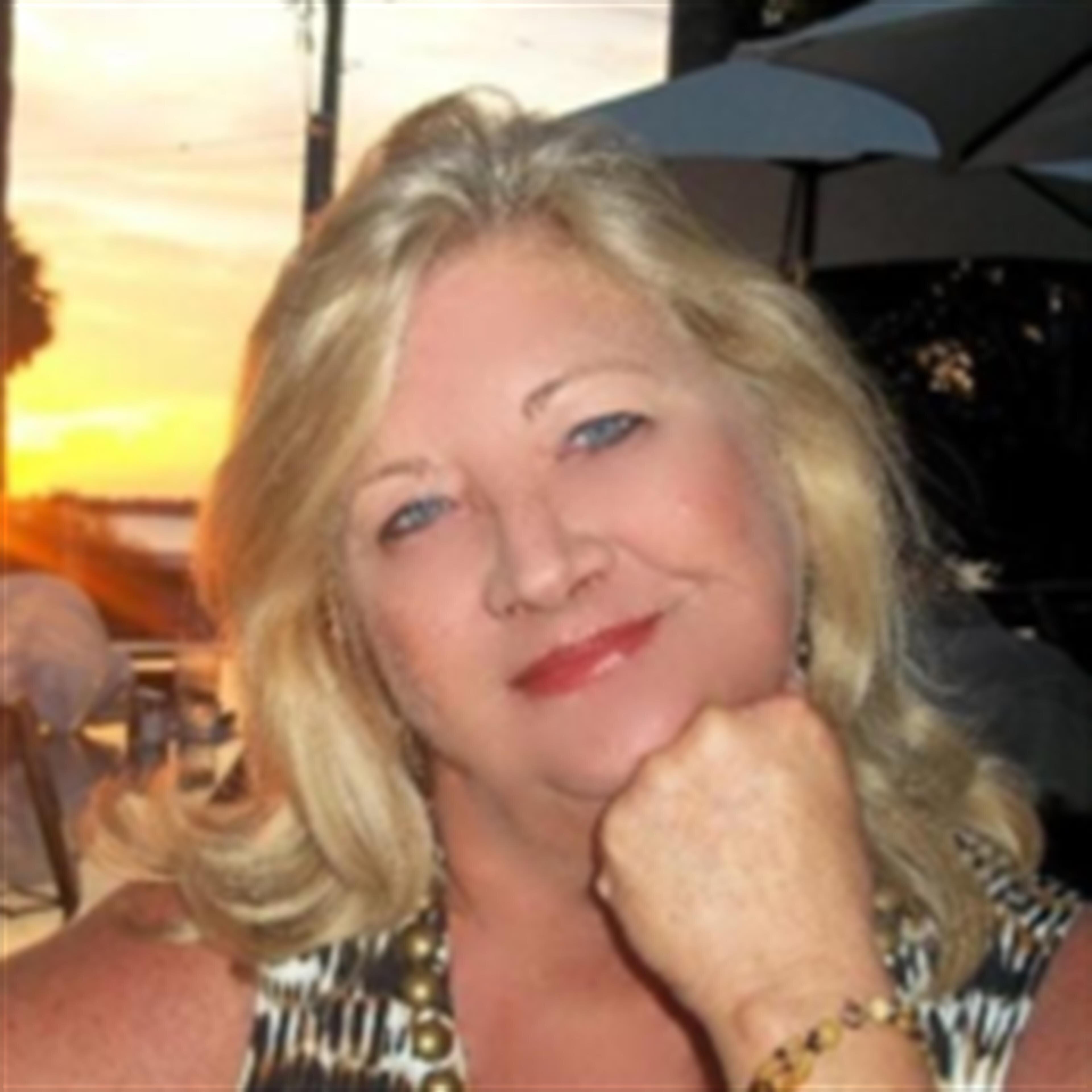 Sheryl Lynn "Shel"  DuBose
