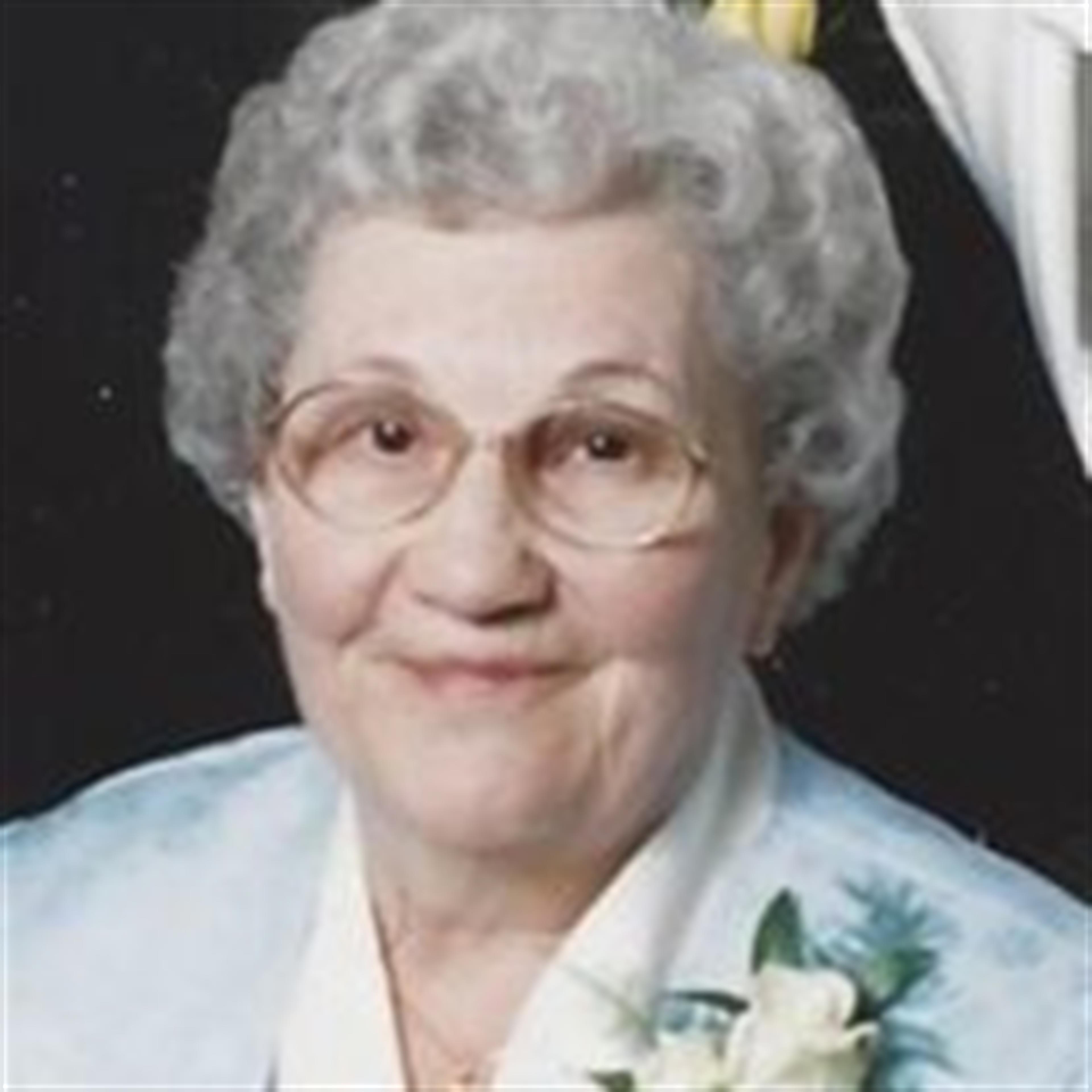 Mrs.  Edna Lucy Loma Teltow