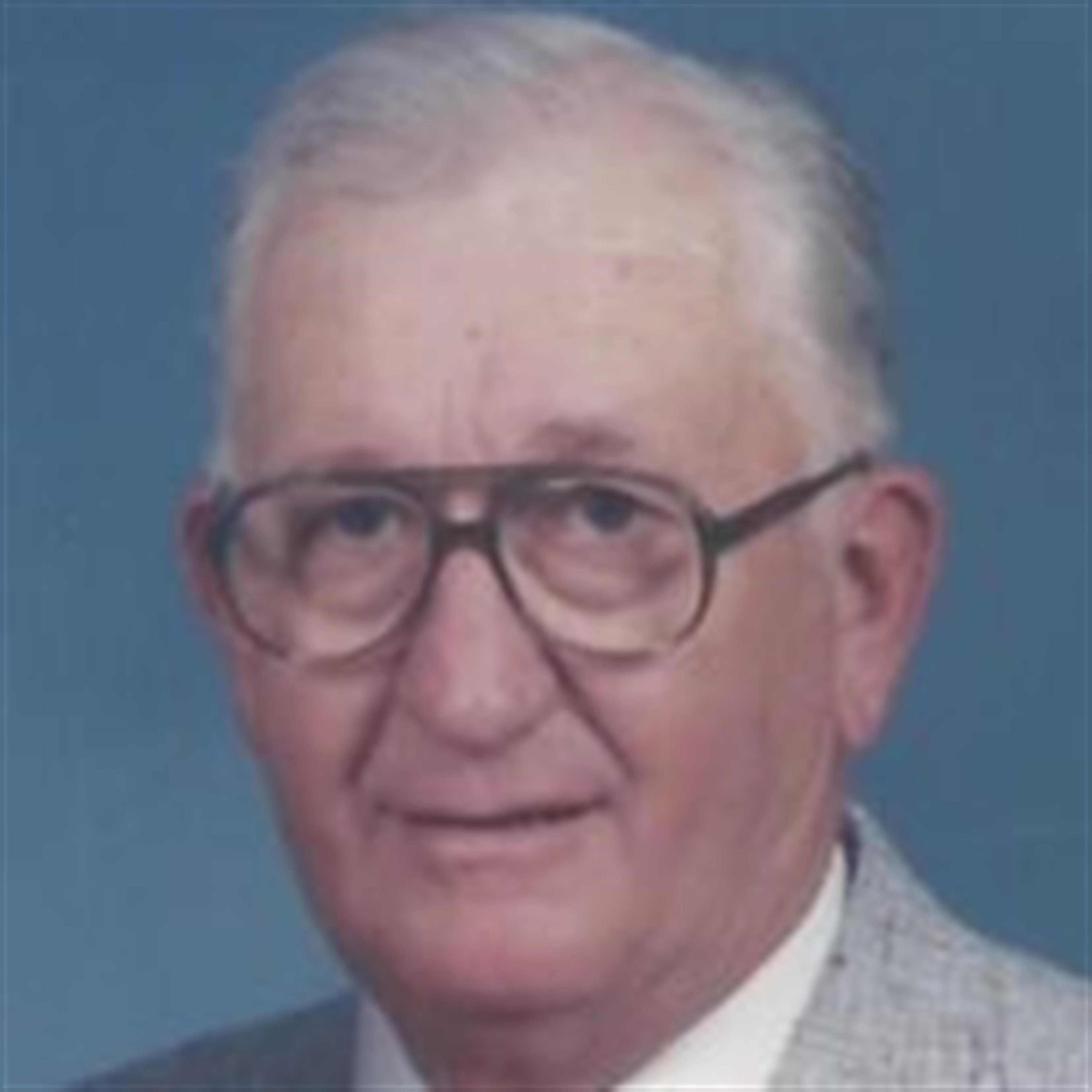 Robert E. Carr