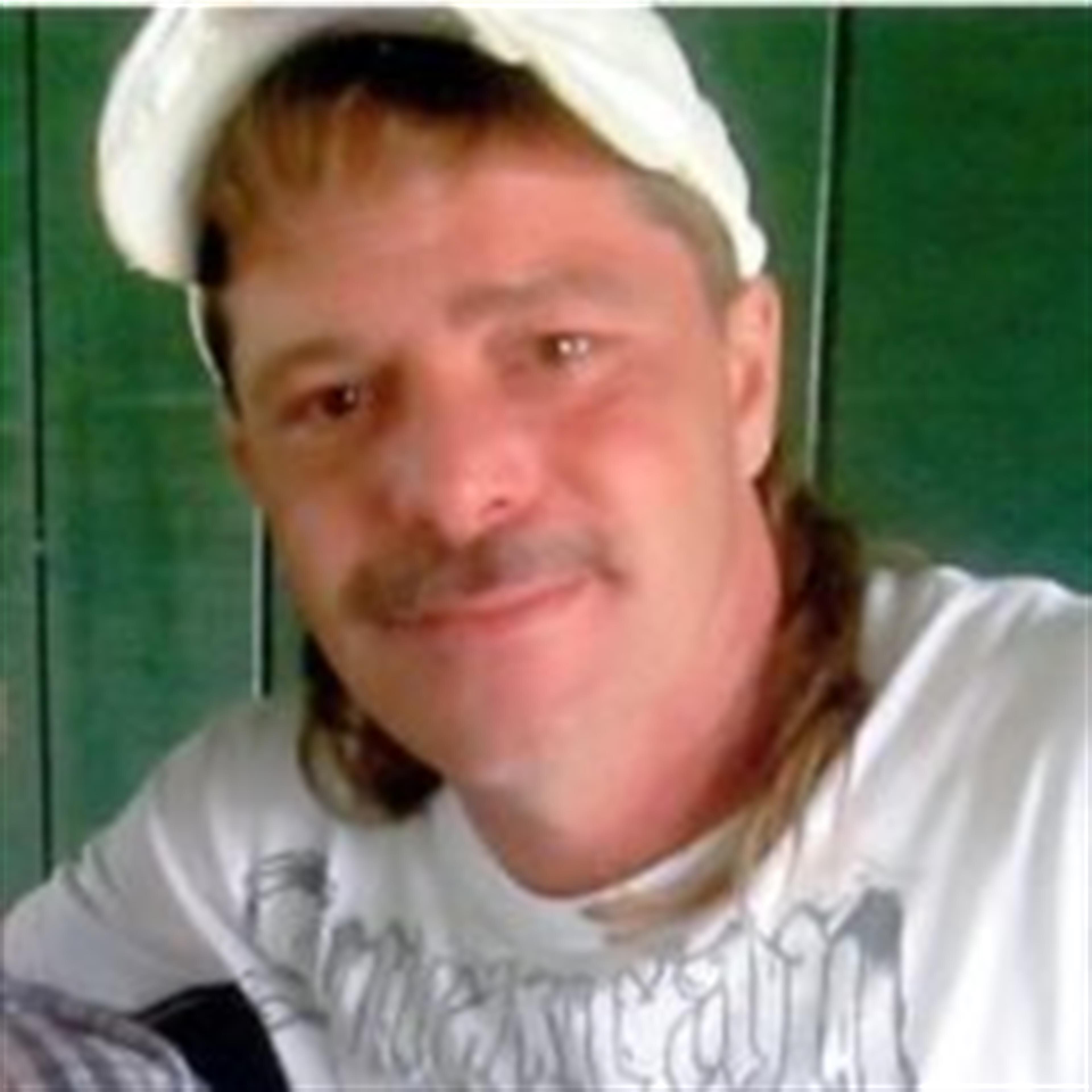 Robert "Danny" Daniel Carter