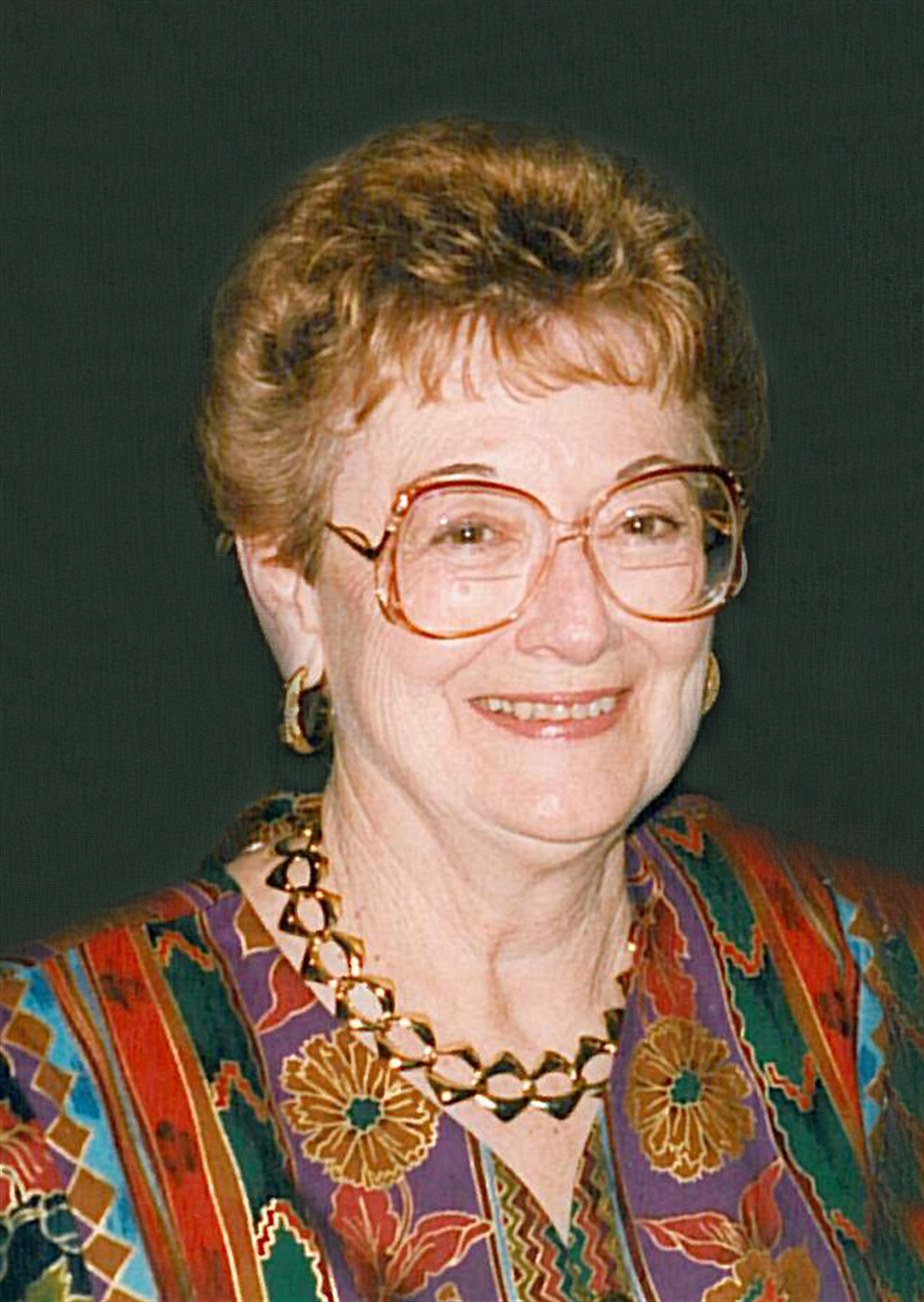 Thais Bischoff Forster Abram