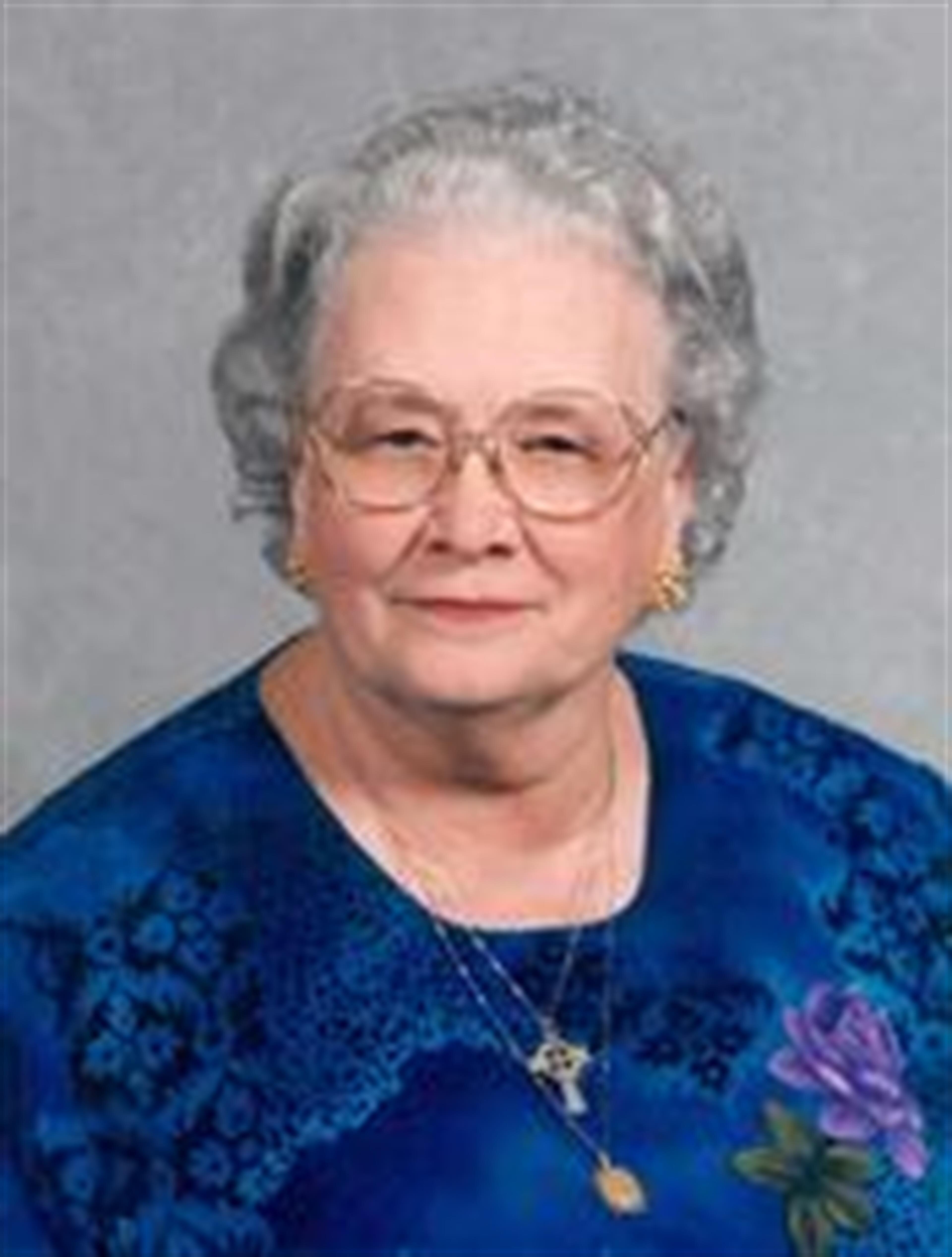 Dolores Manthey Lapotaire