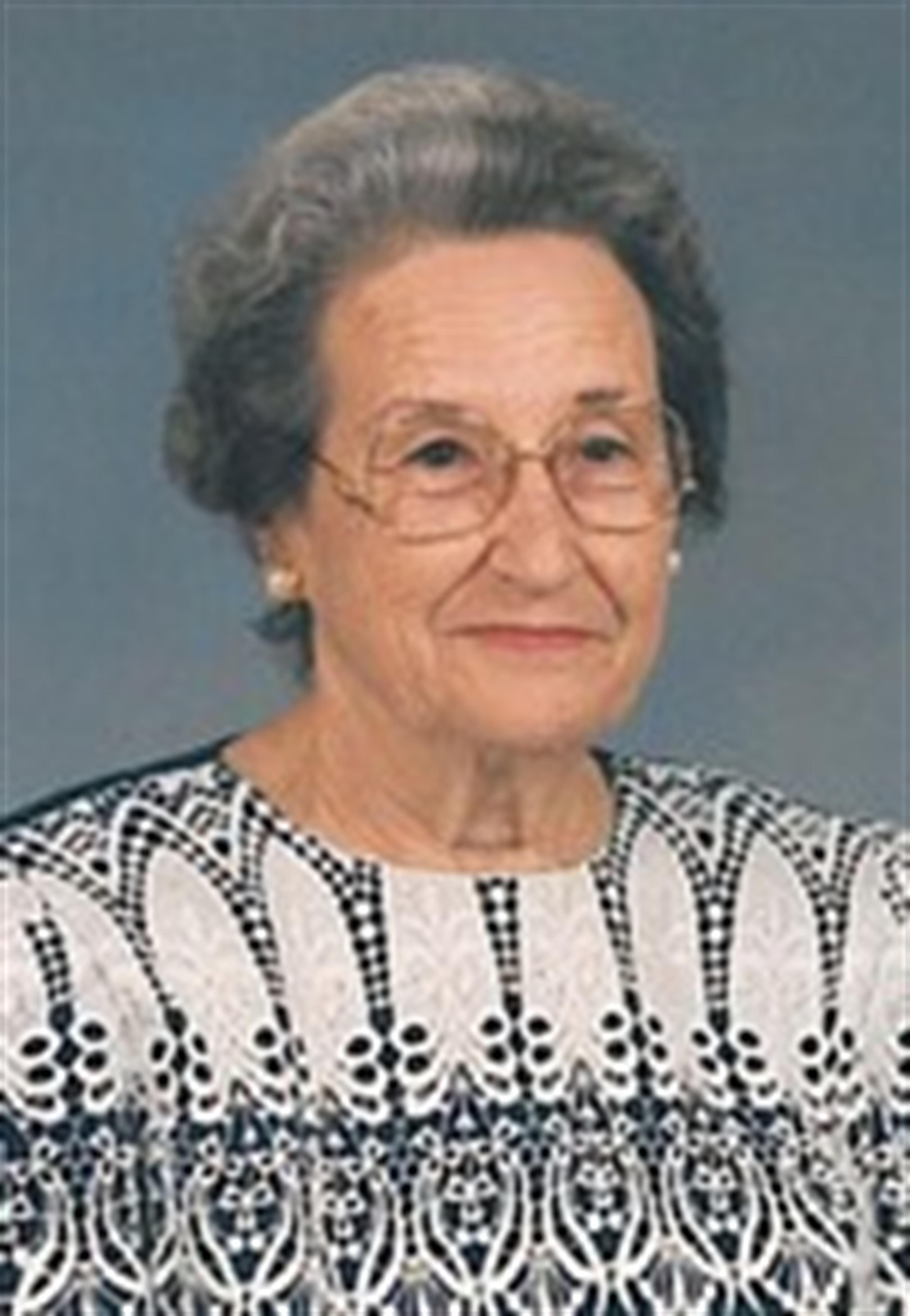 Lily Casrill Lee
