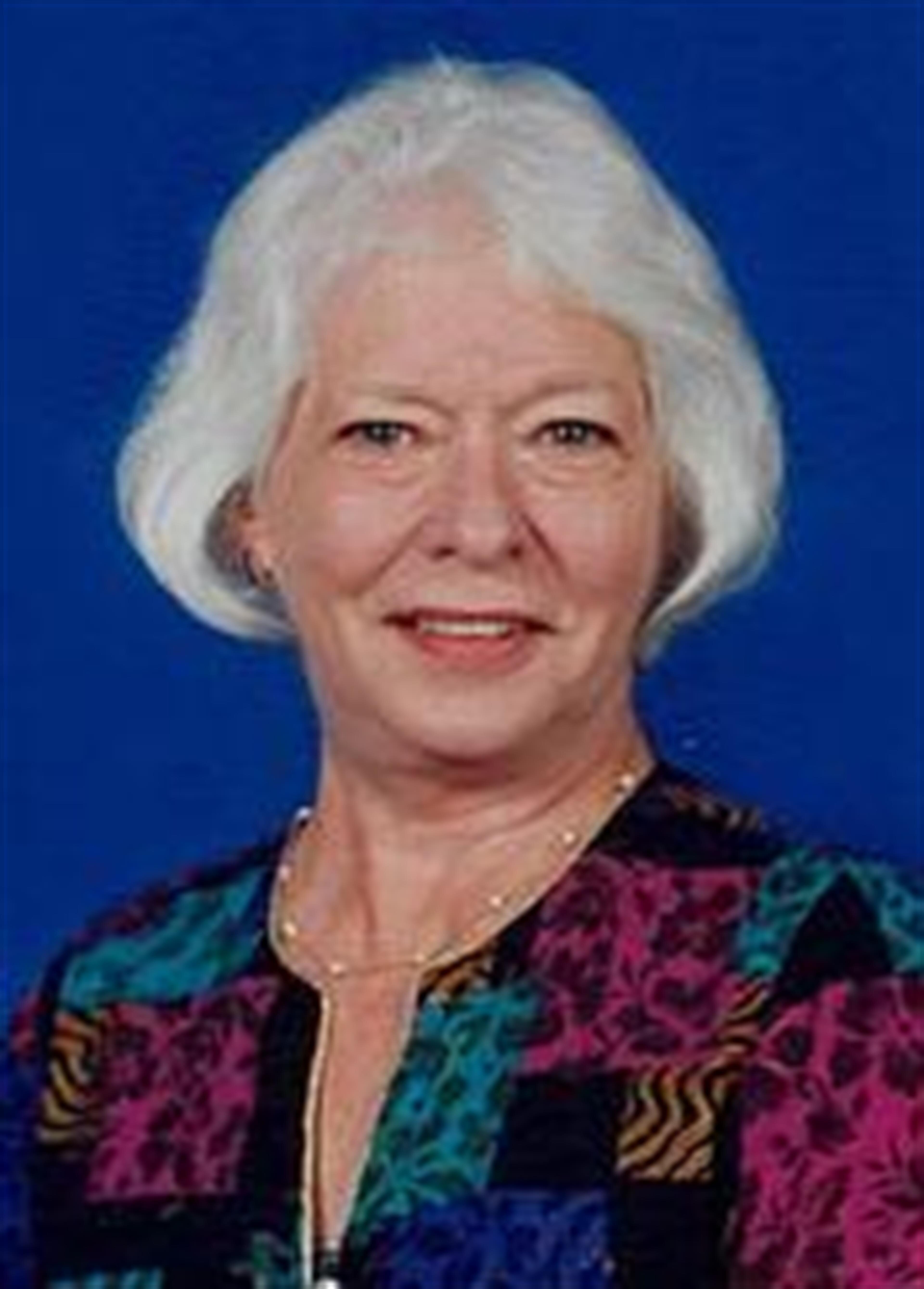 Carolyn Edwards Magee