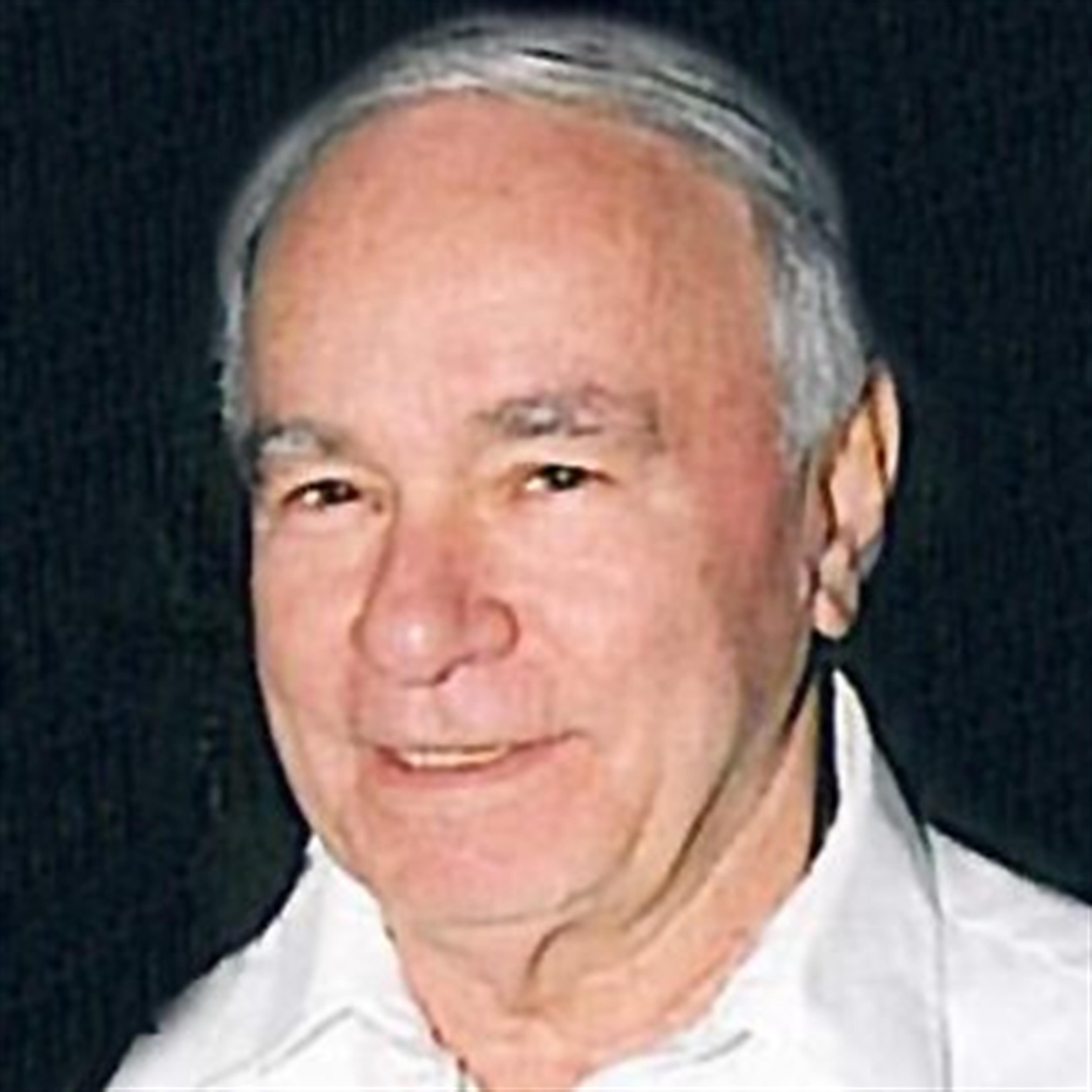 Robert "Bob" Walter Maumus