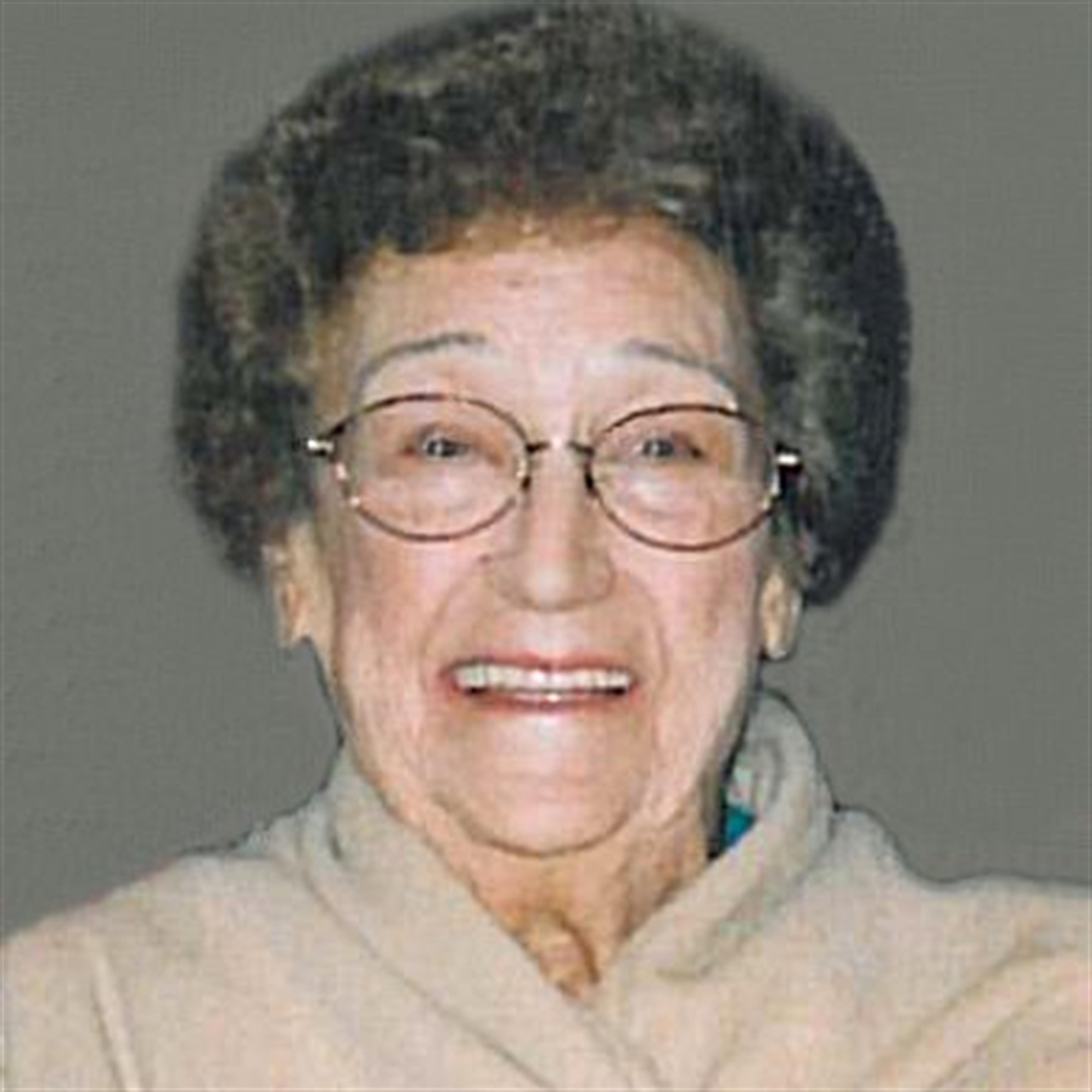 Anna Mae Mahl Redd