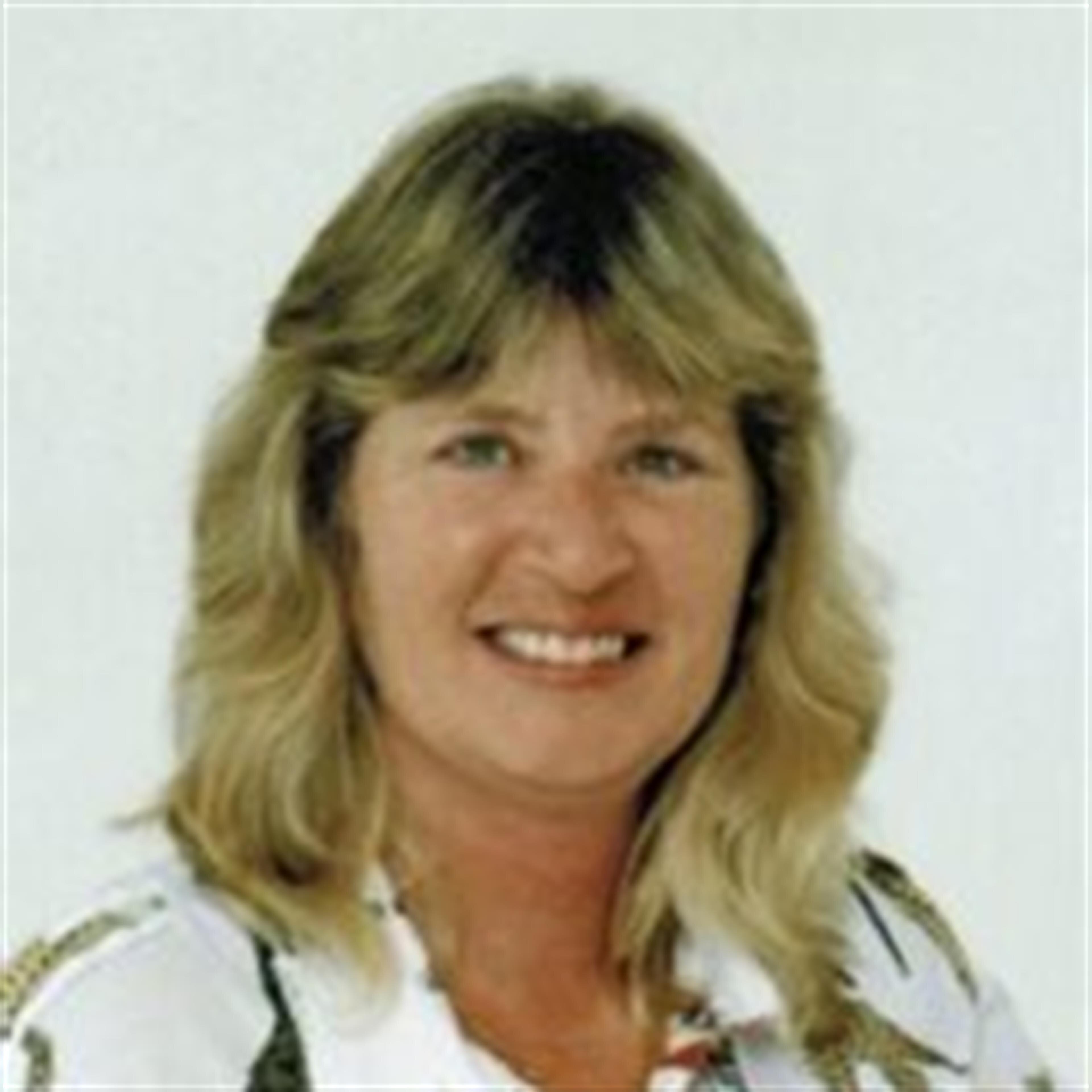Roxanne Mae Leach