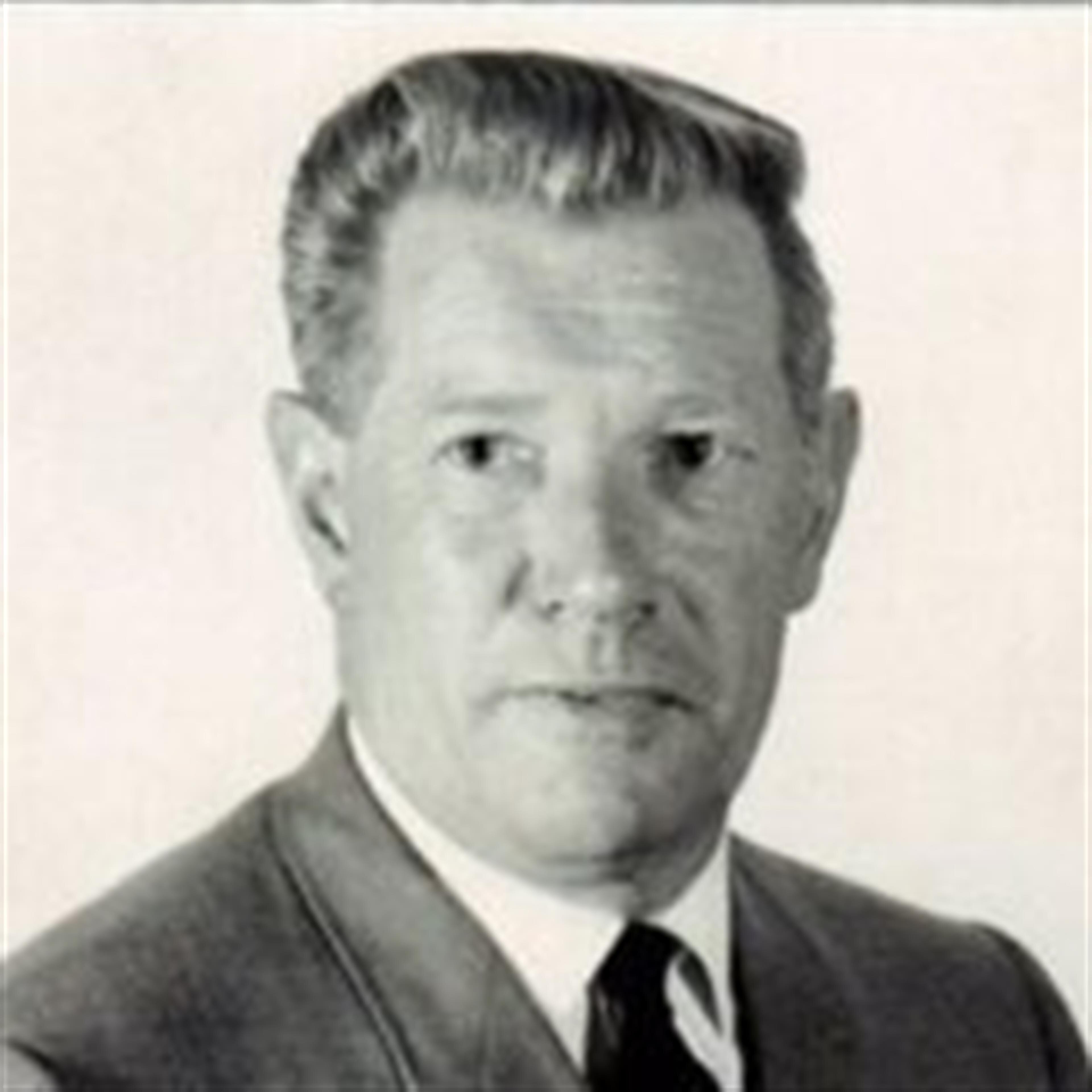 Earl Lucian Gilbert