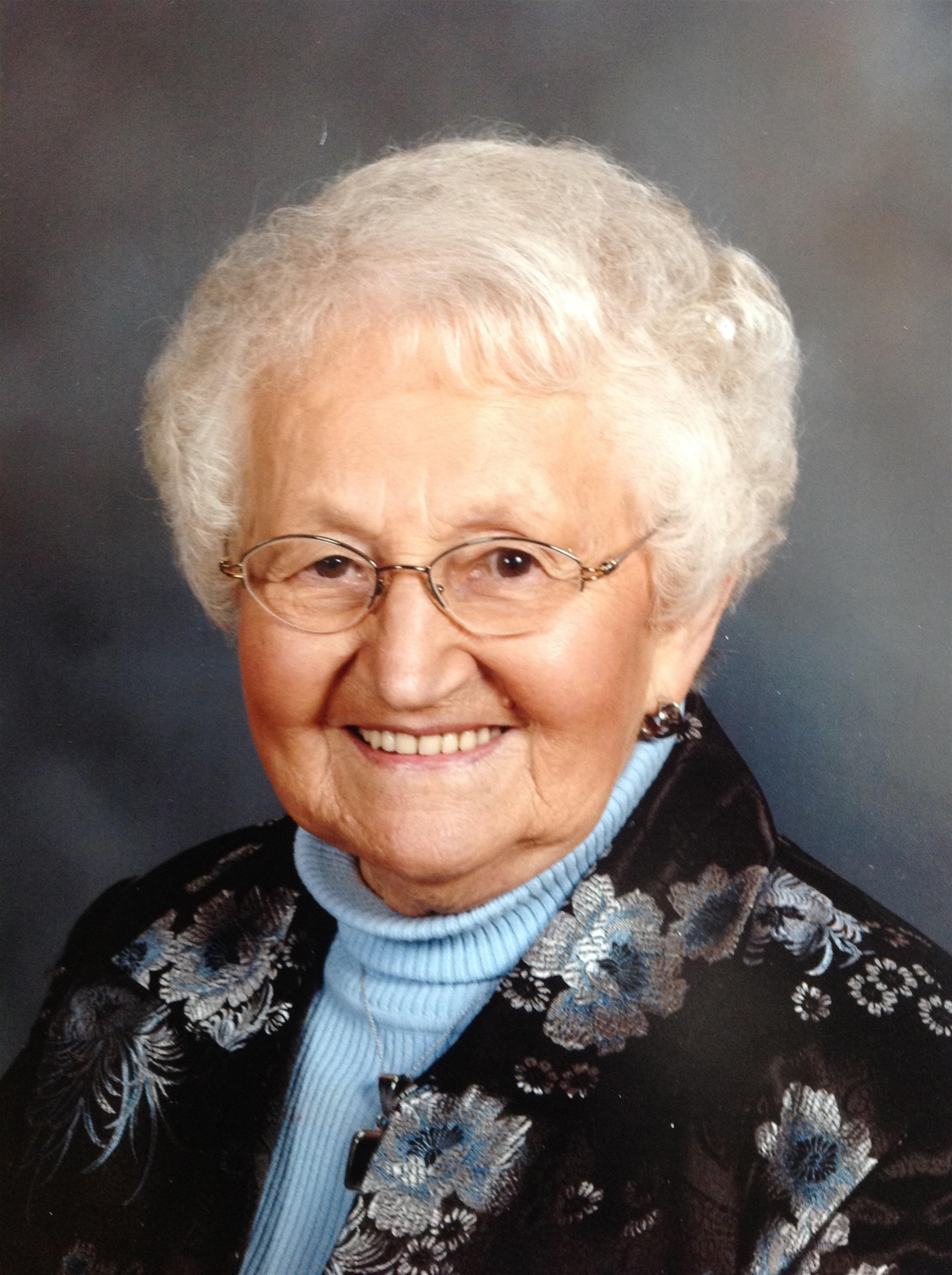 Elfriede B. VanderKooi