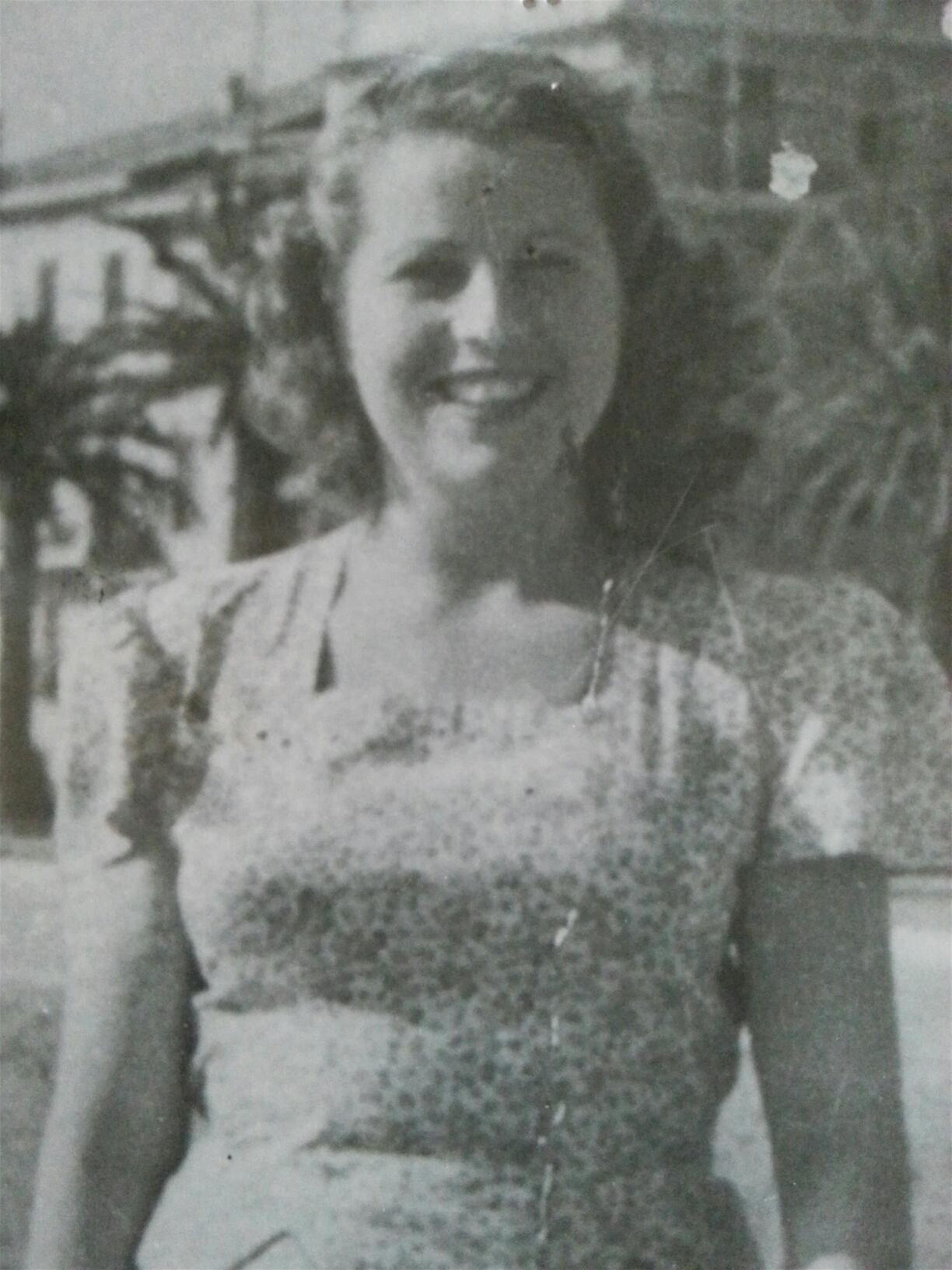 Mrs.  Brunetta  R. Blystone