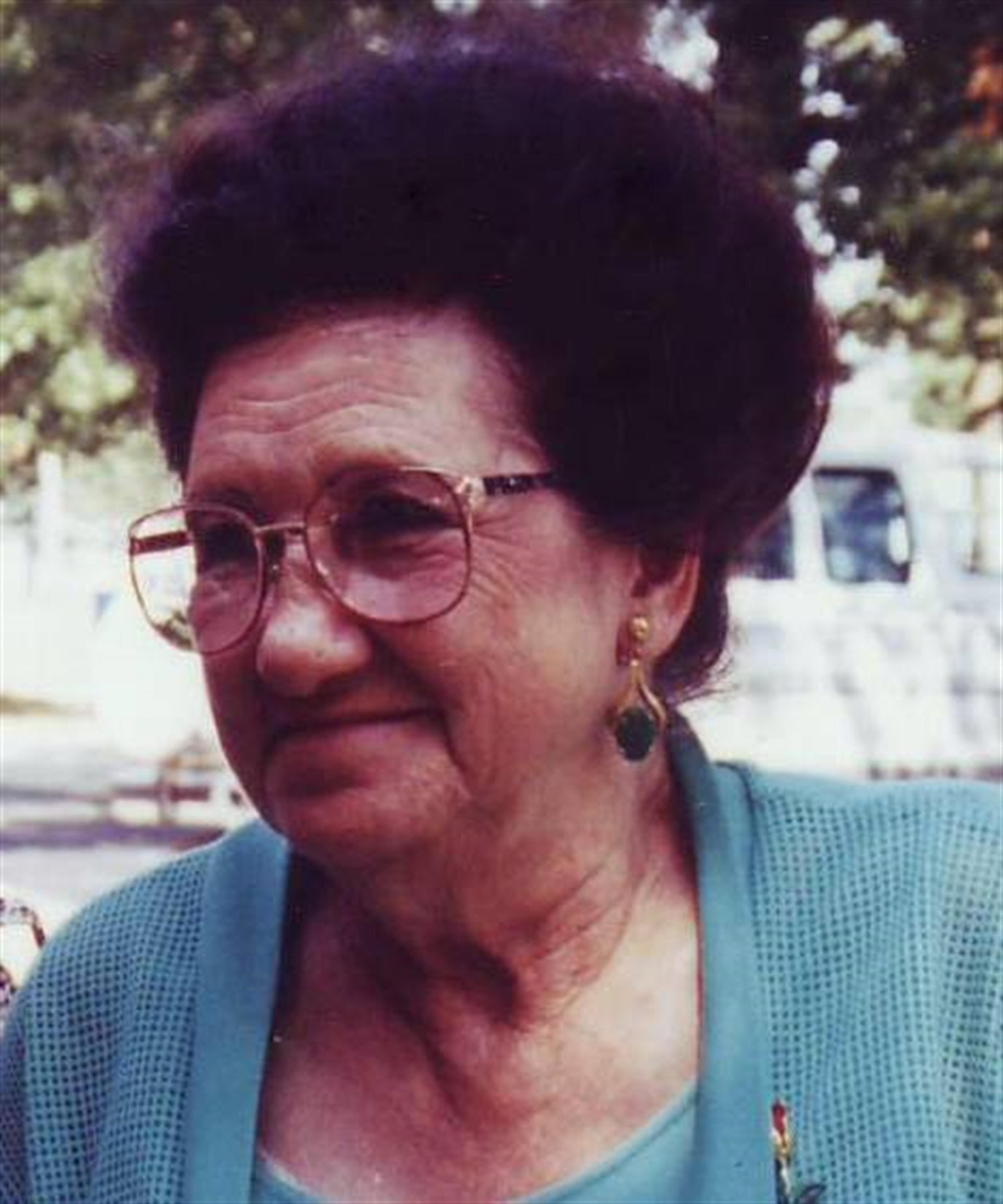 Evalyn E. Wade (Lebanon)