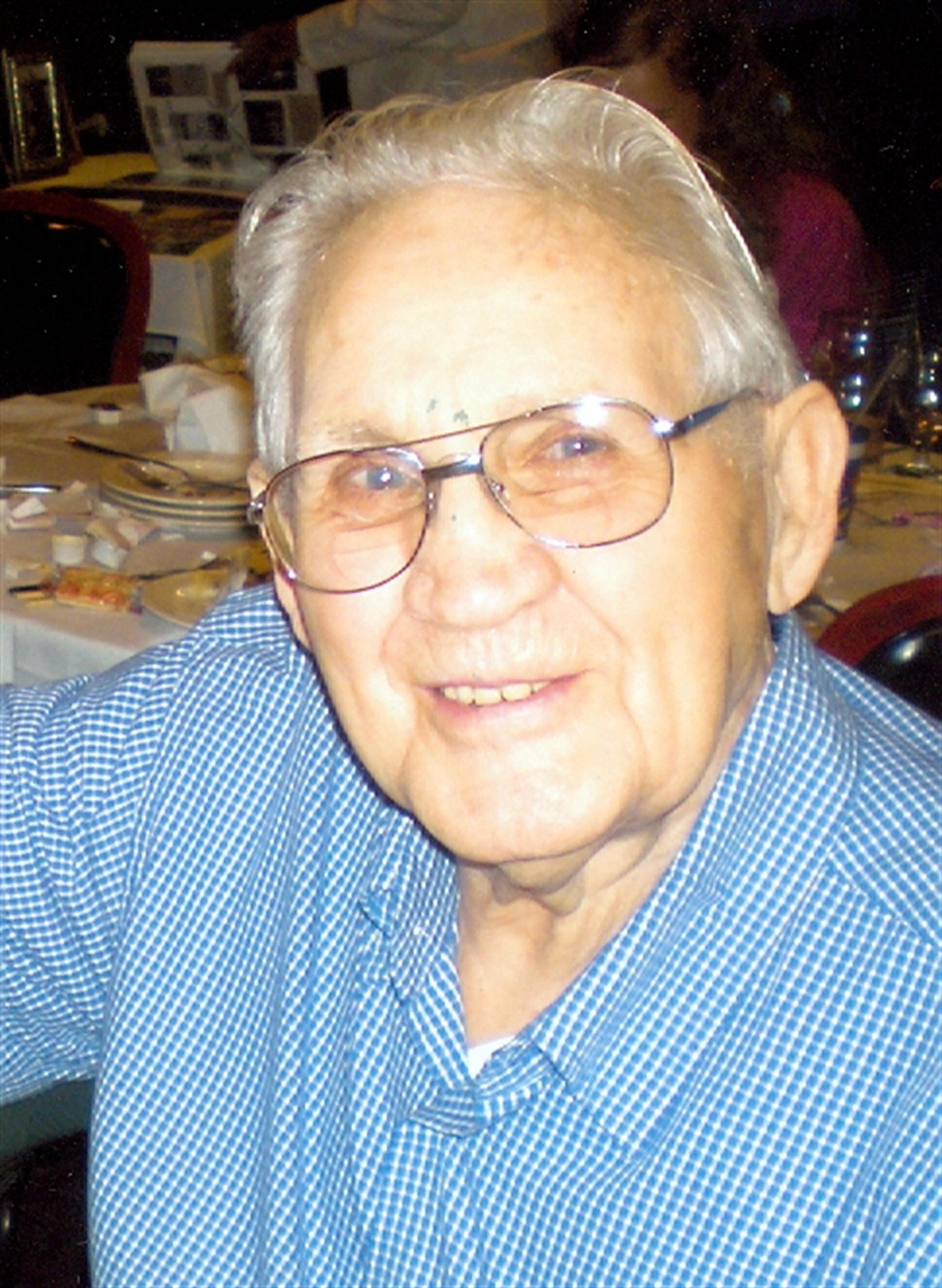 Ernest "Ernie" H. Essebaggers