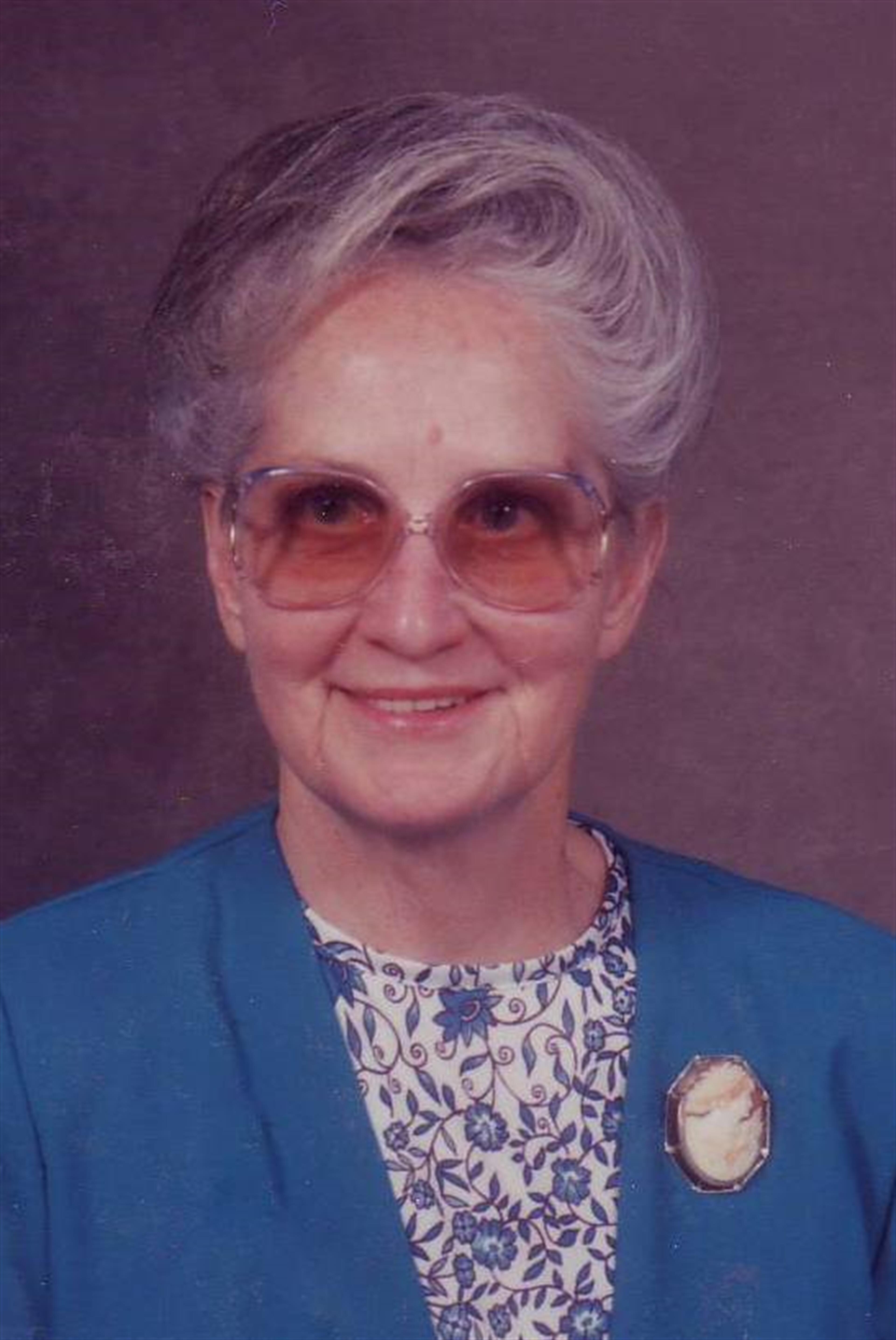 Audry Maxine Hays (Lebanon)