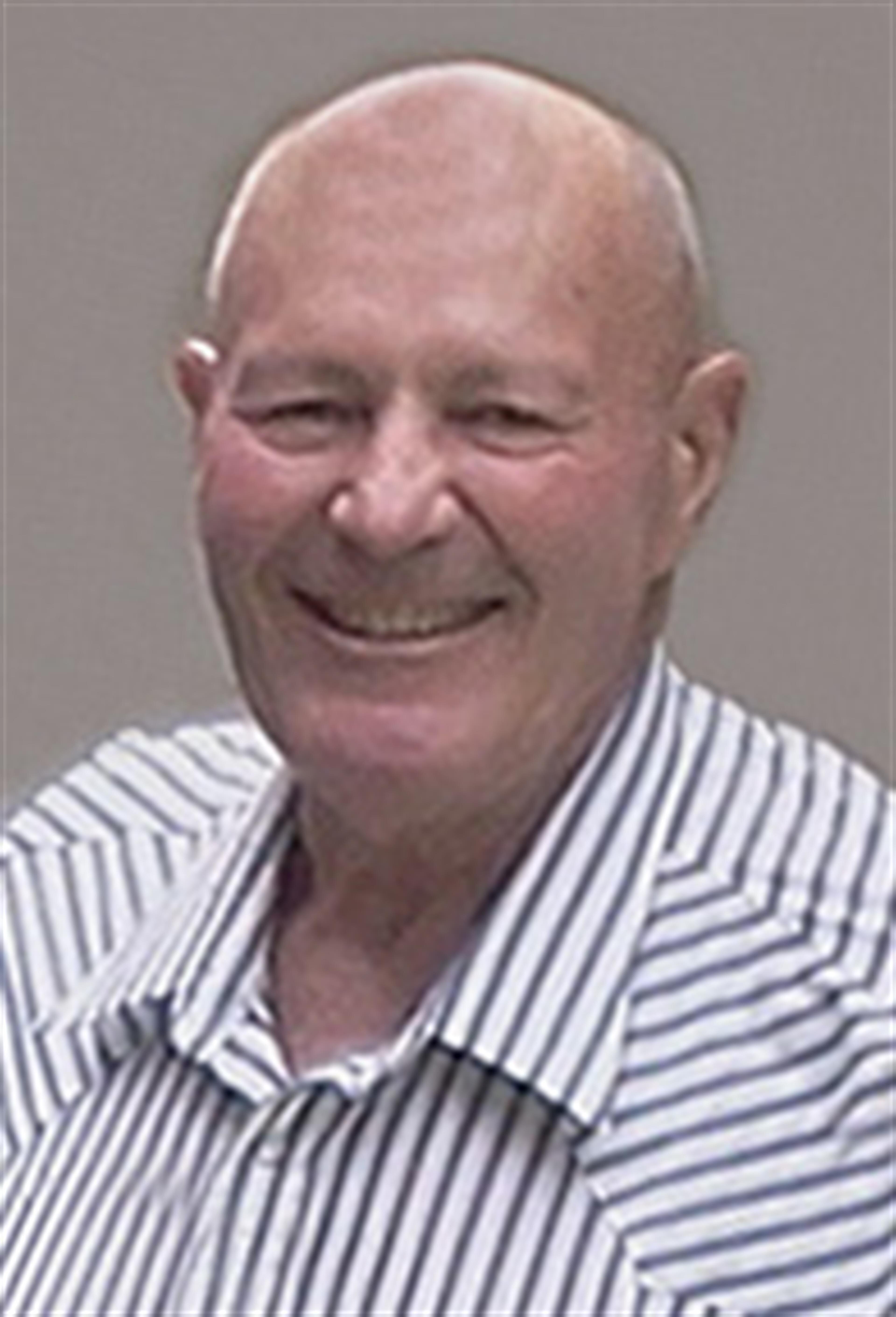 Charles D Green