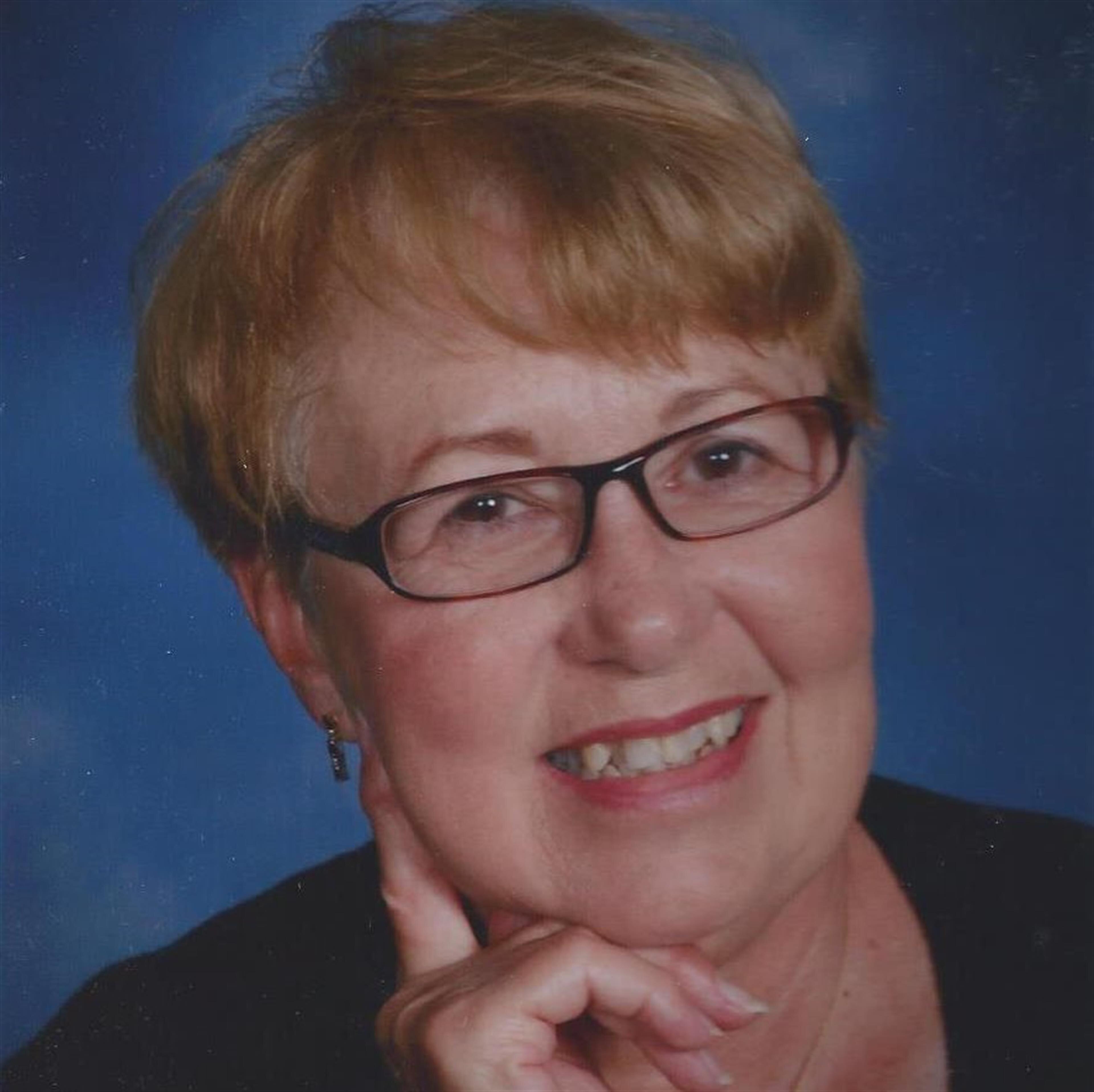 Connie  Lee Snyder