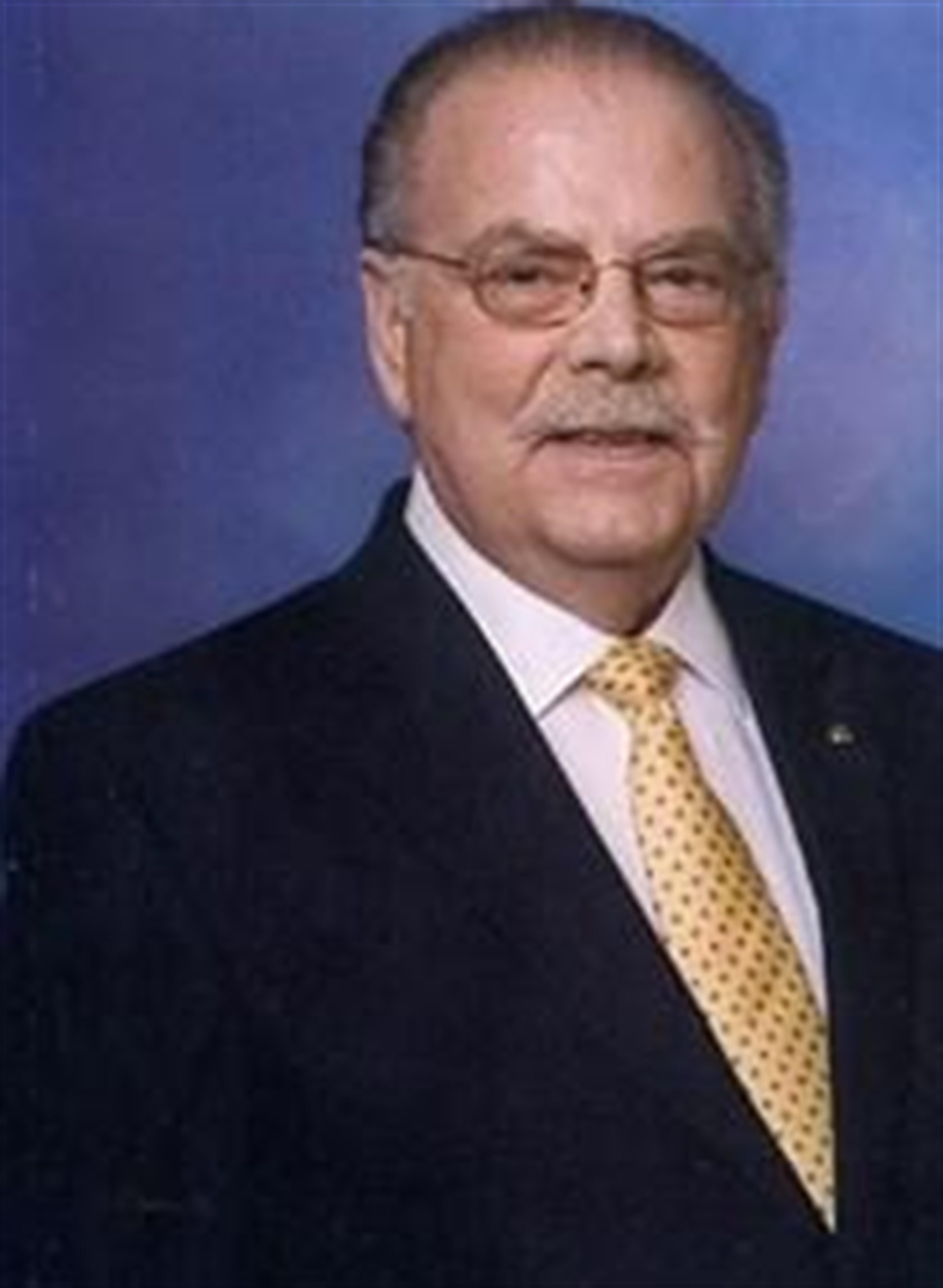 Edward J. Curtin Jr.