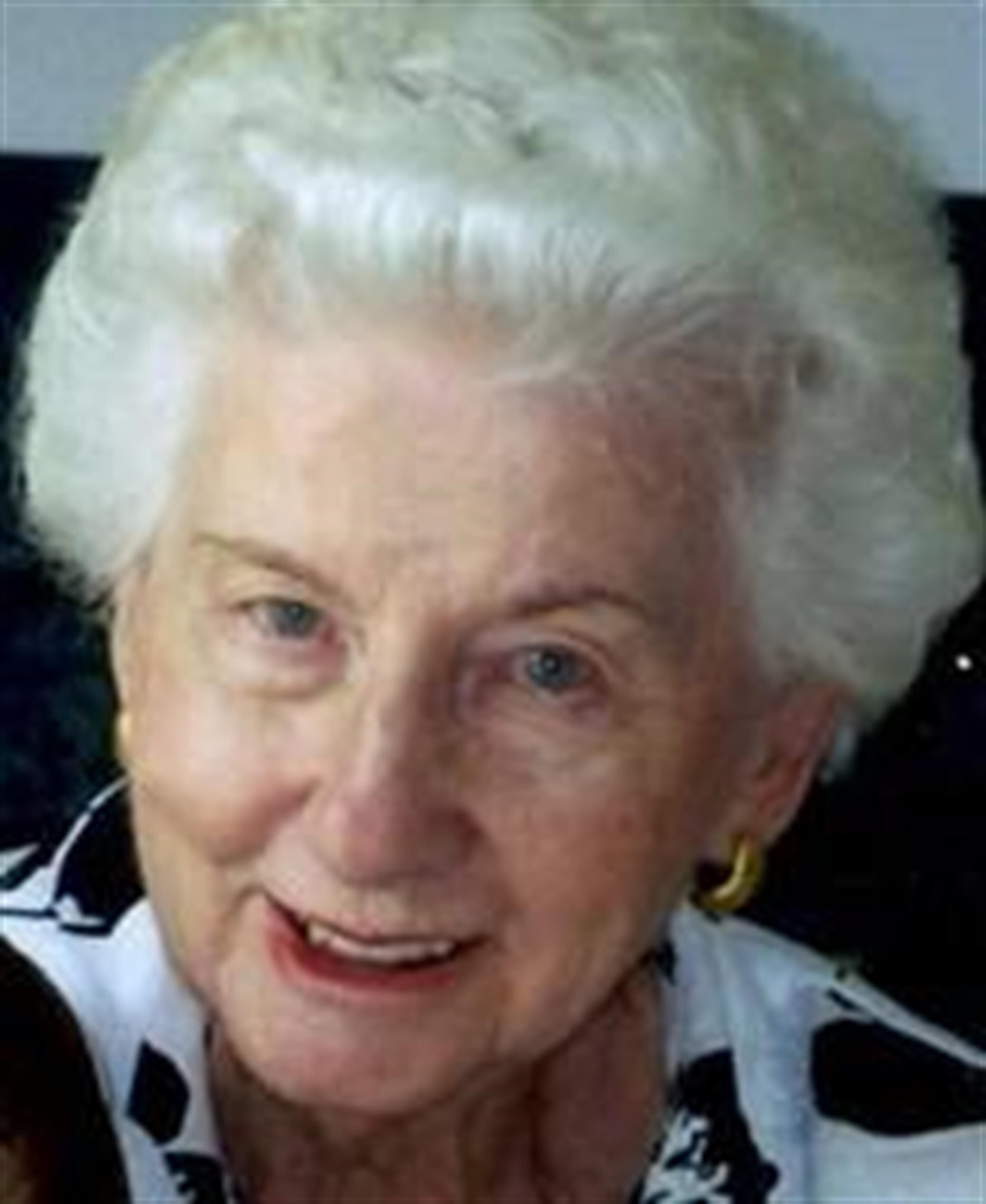 Dorothy  E. Hofer