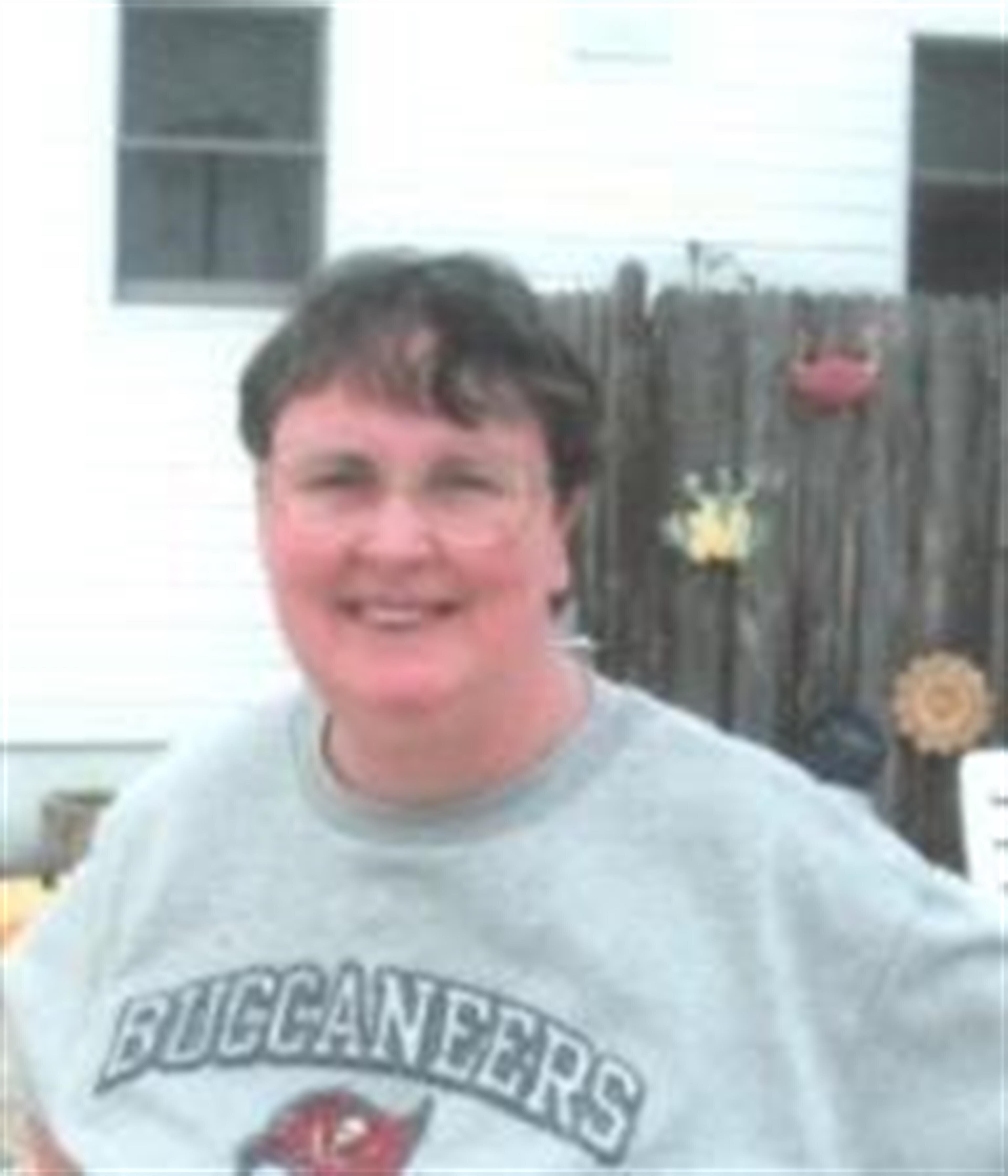 Sharon Lynn Hanley