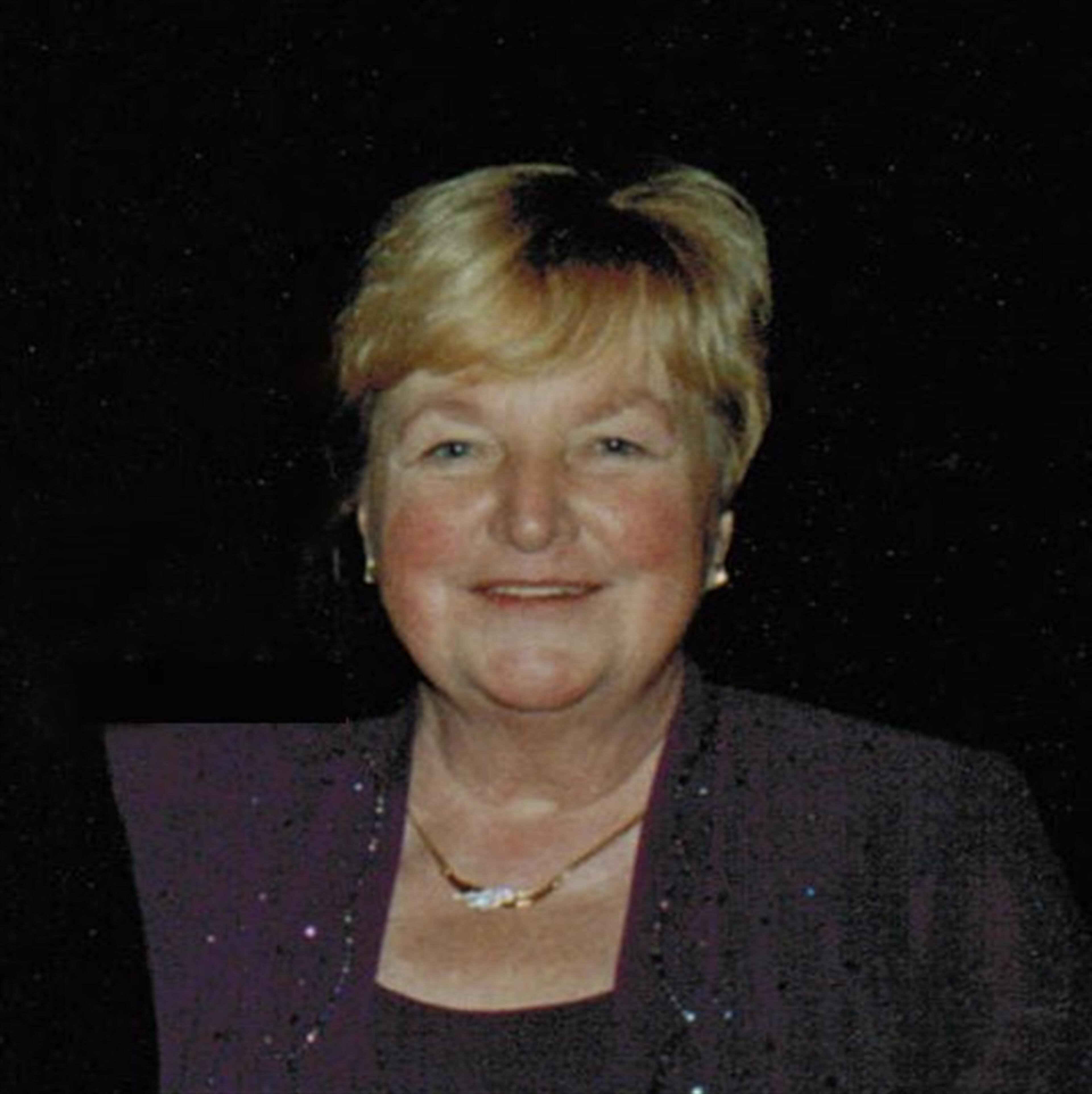 Linda Lee Rose