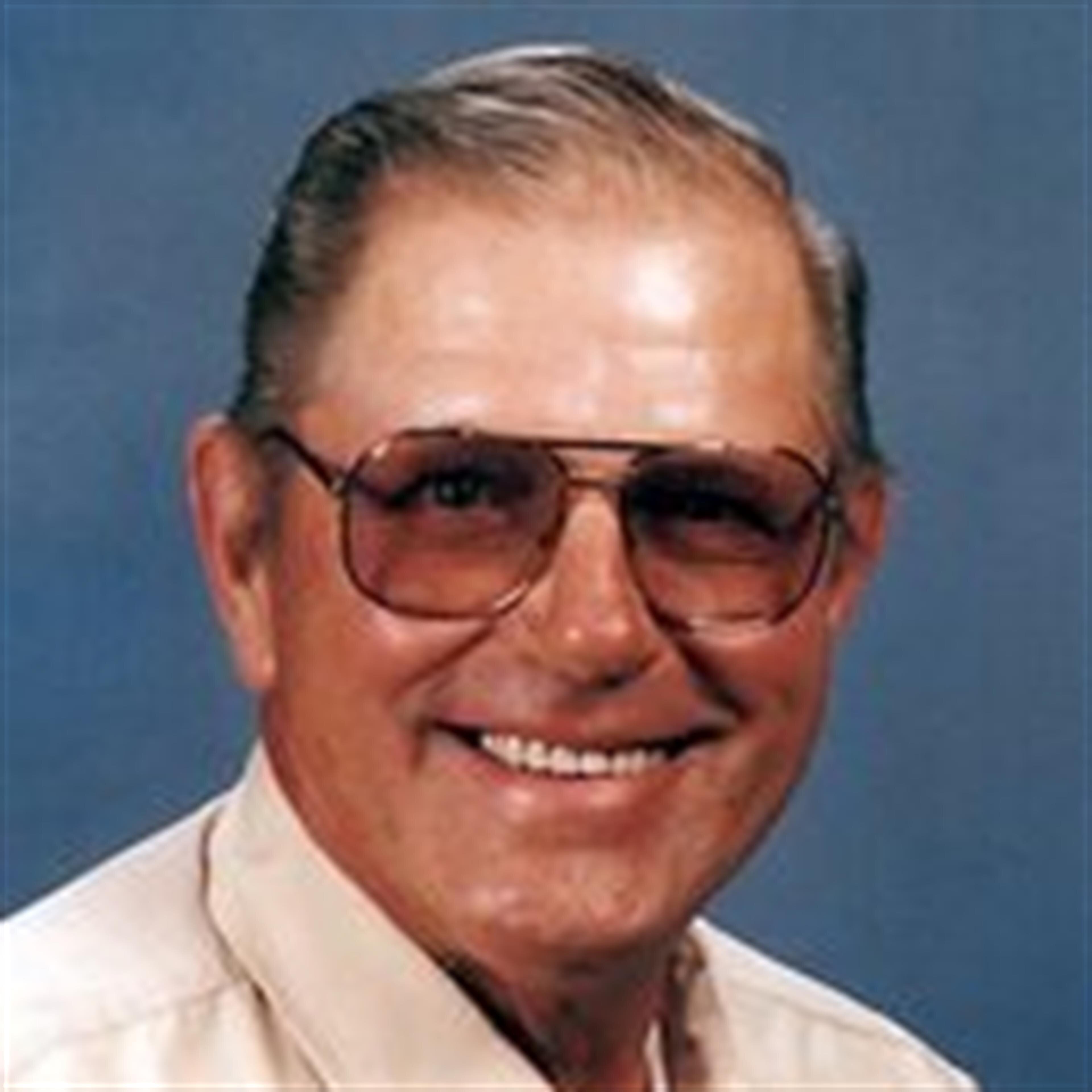 Robert  G. Breiding,Sr. (Bolivar)
