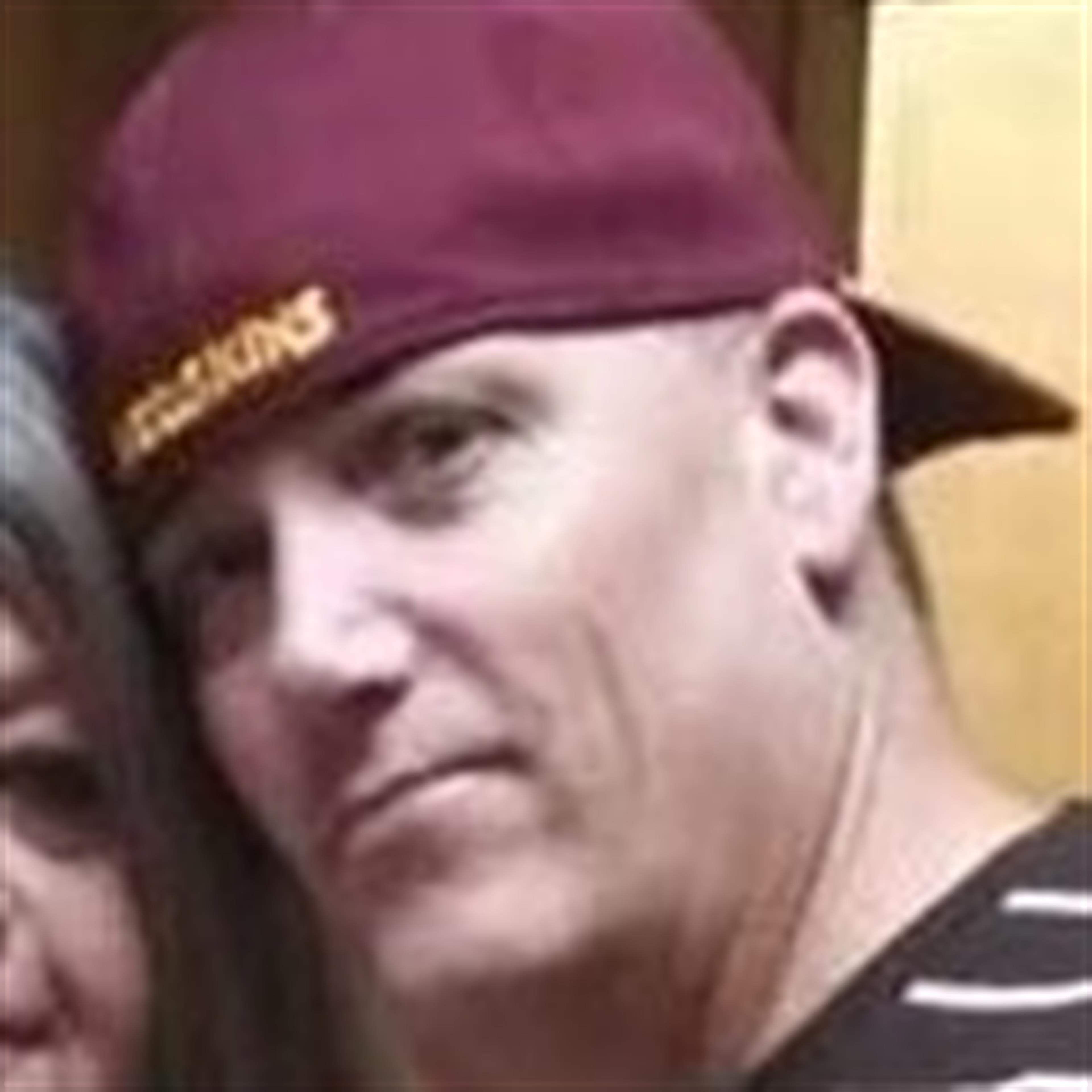 Kelly  Dennis Loftus