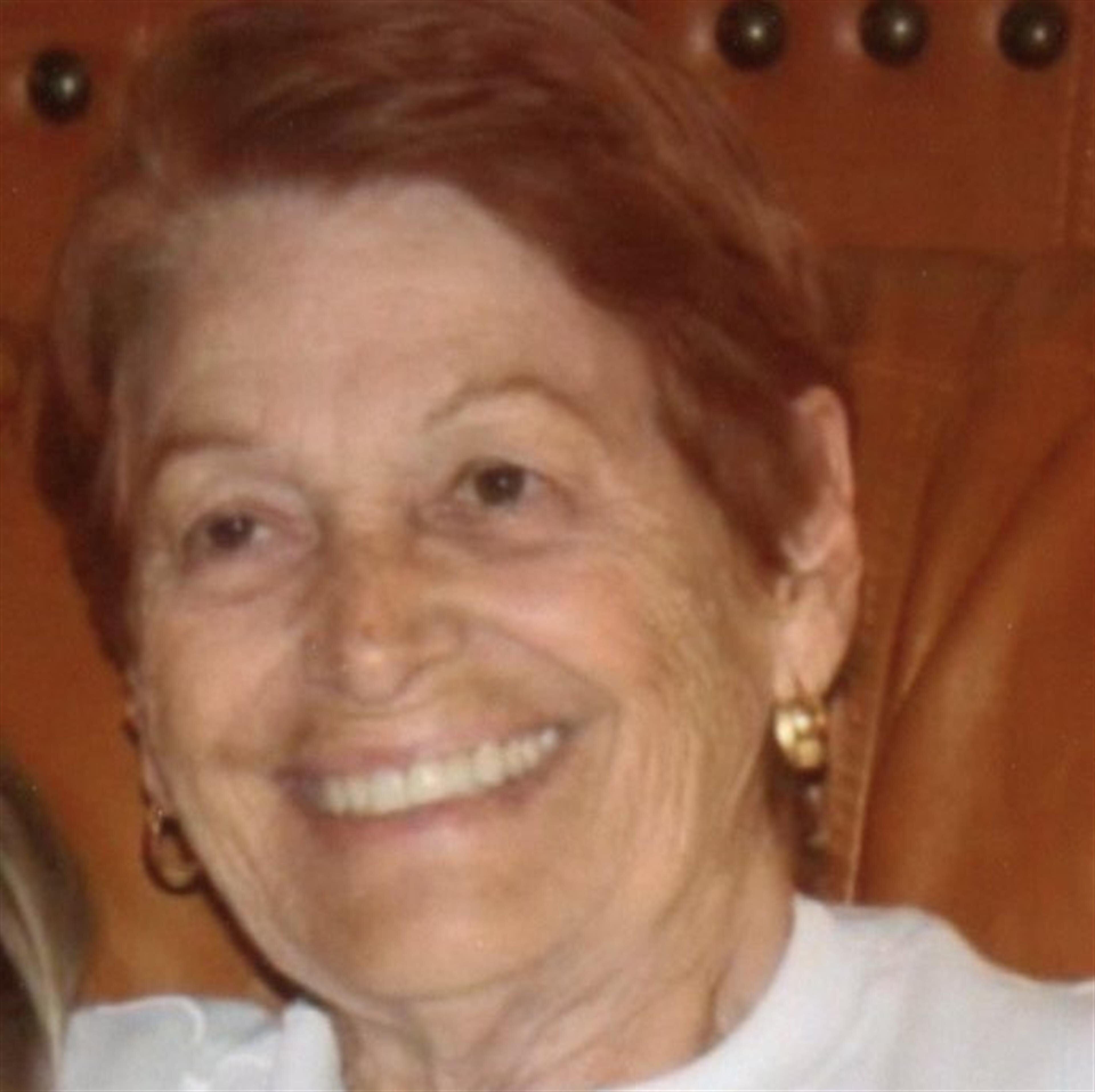 Estelle Weisberg