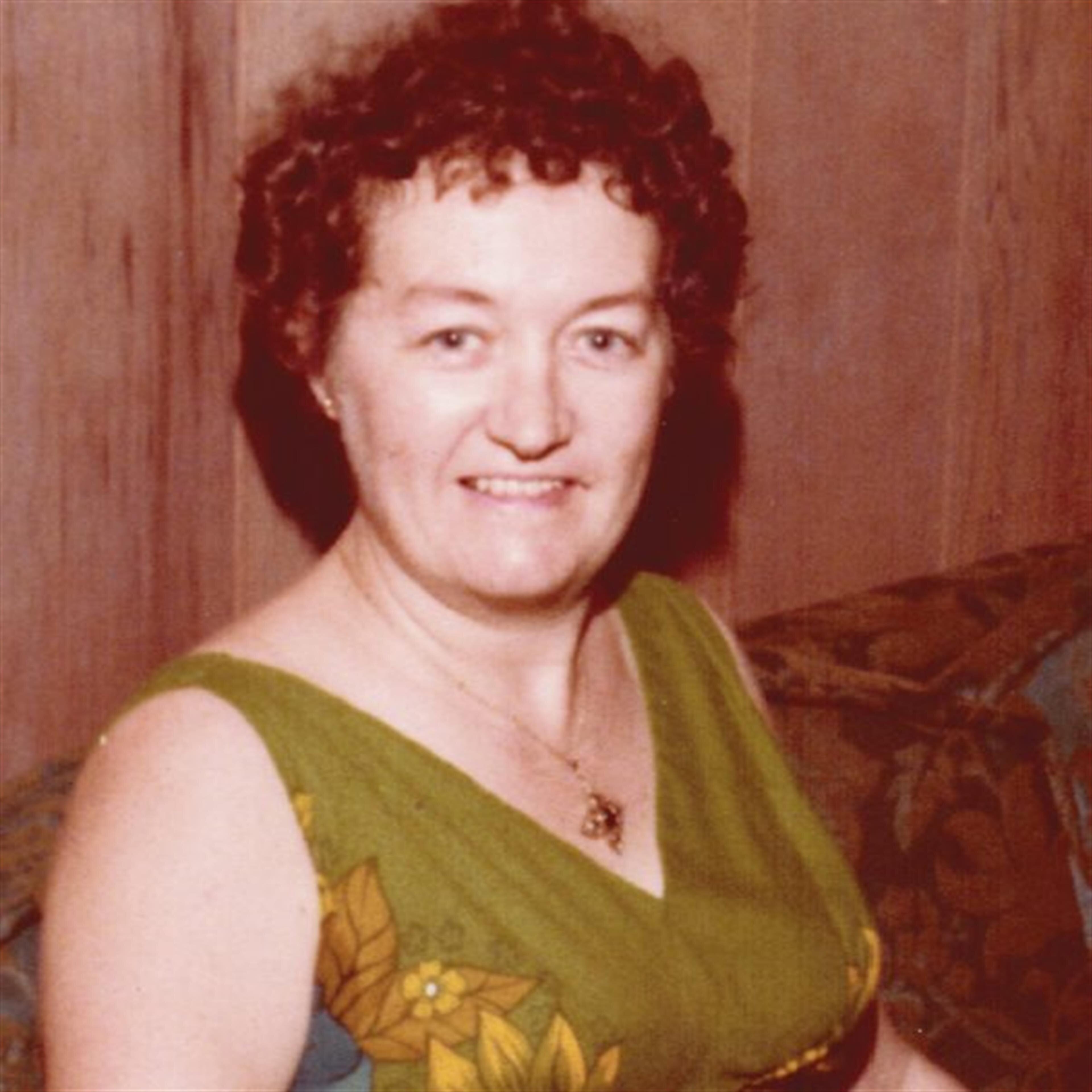 Shirley  Burns 
