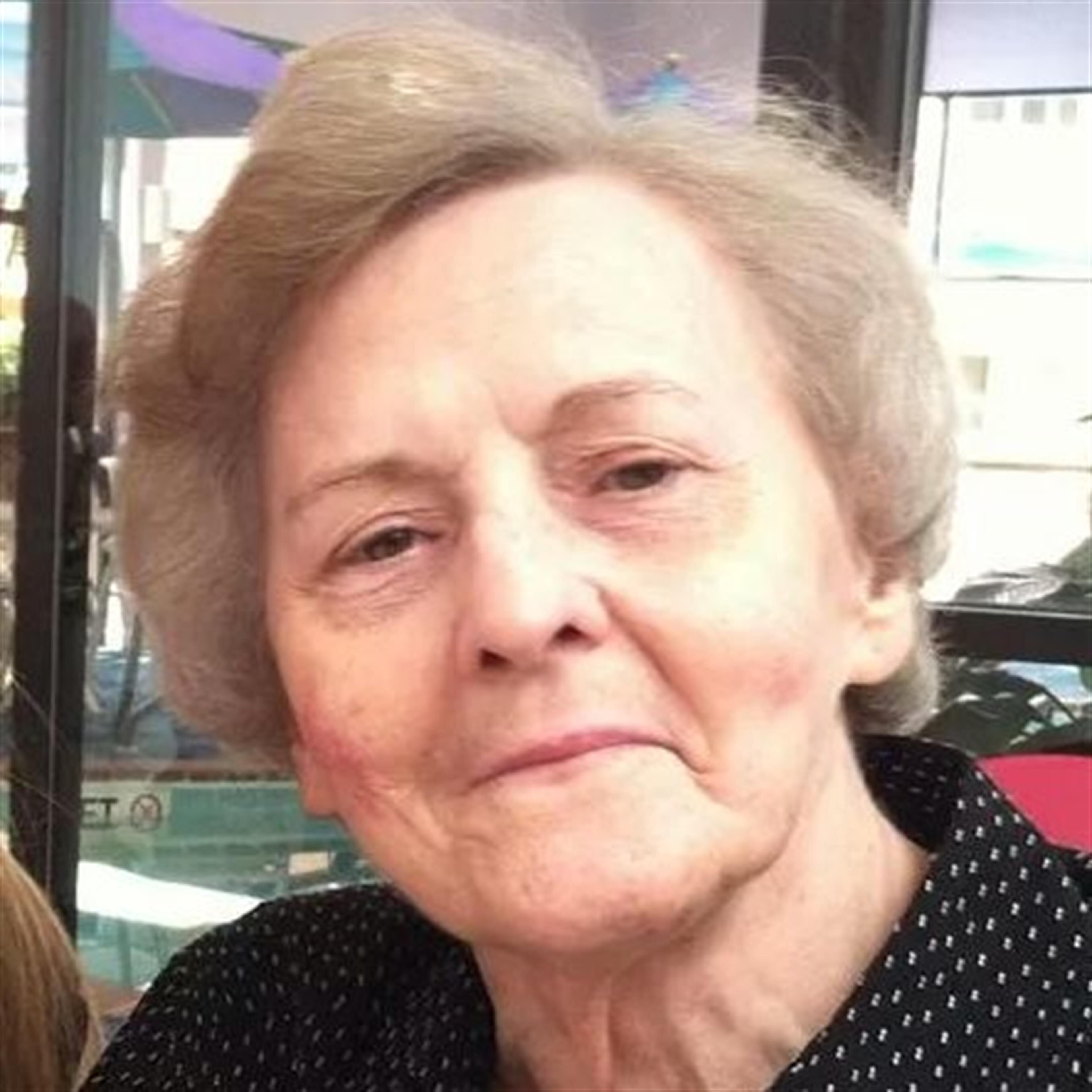 Maxine Coggins Crump