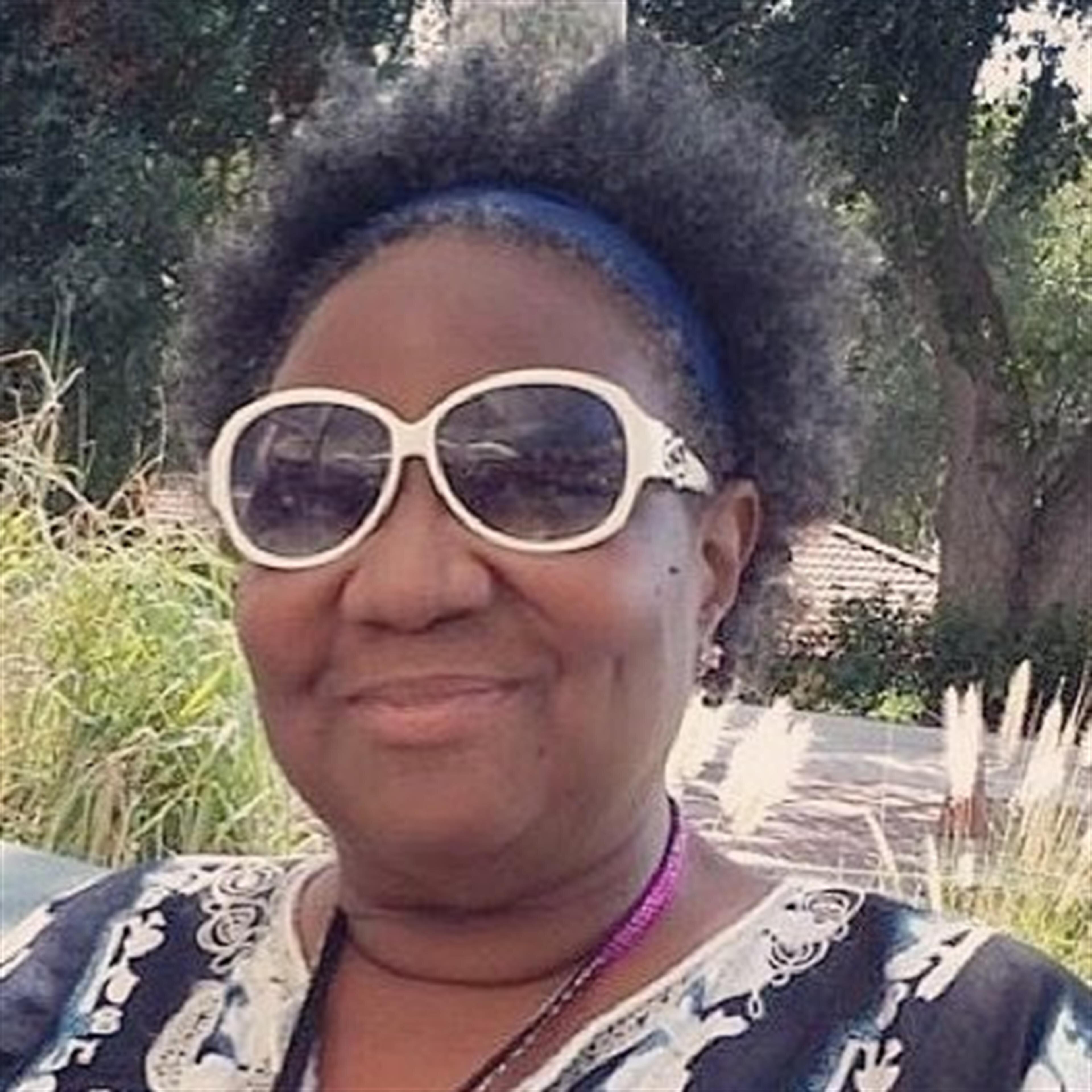 Sandra Jones