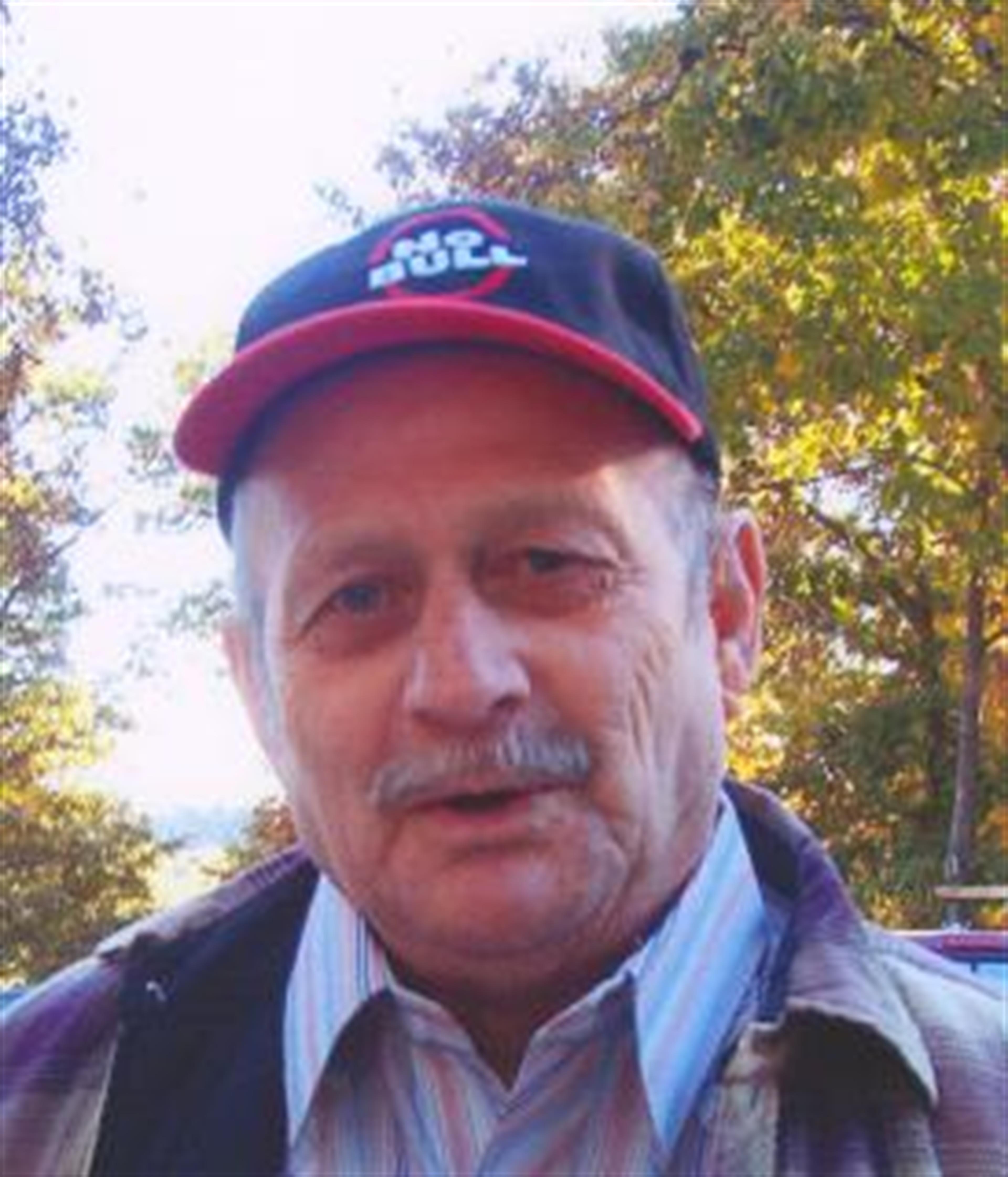 Leon "Lowell" Boxx's obituary picture