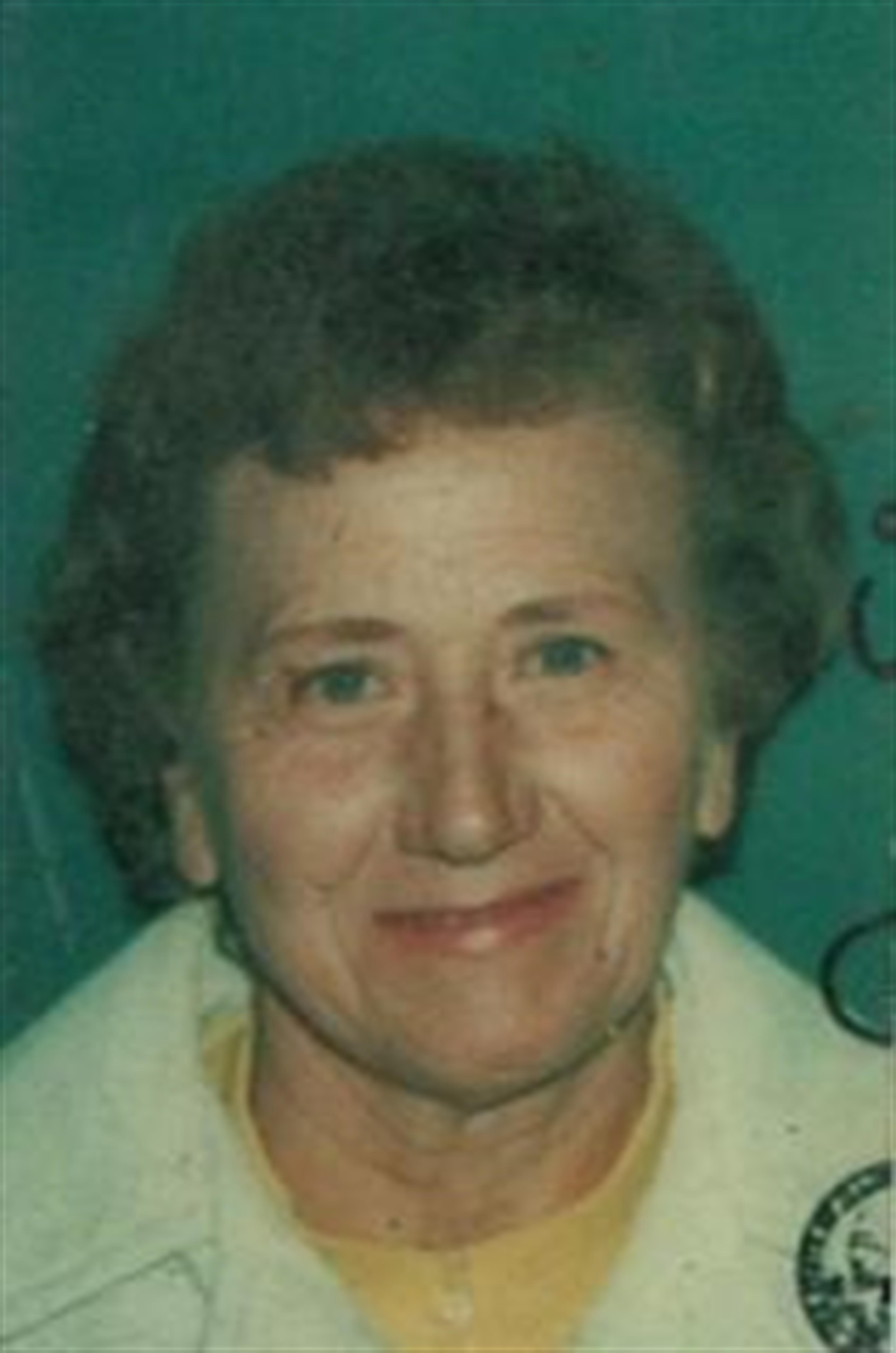 Elvira Scharf's obituary picture