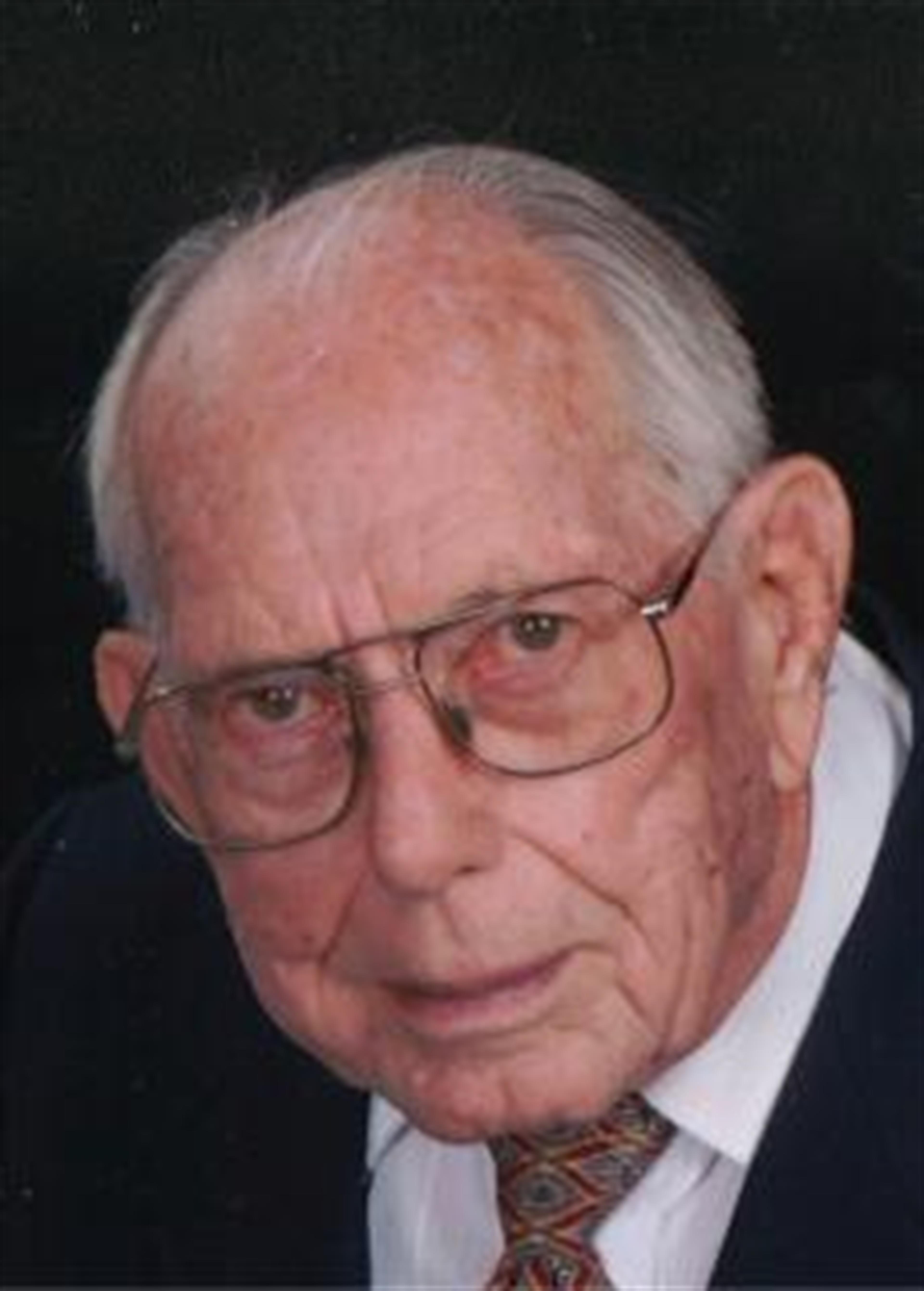 Earl Sylvester Shondy's obituary picture