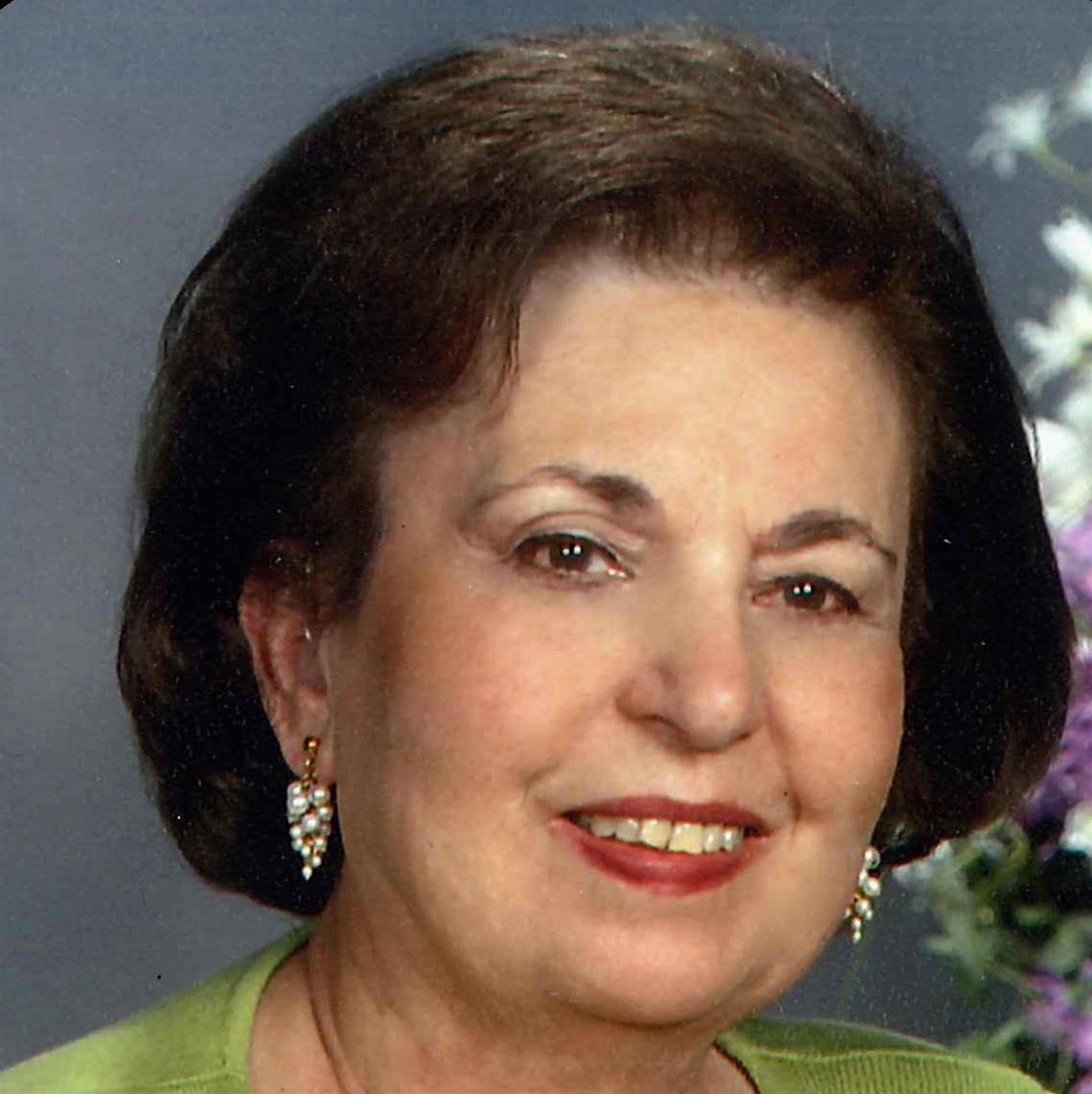 Leonora (Lee) Scandariato Wood
