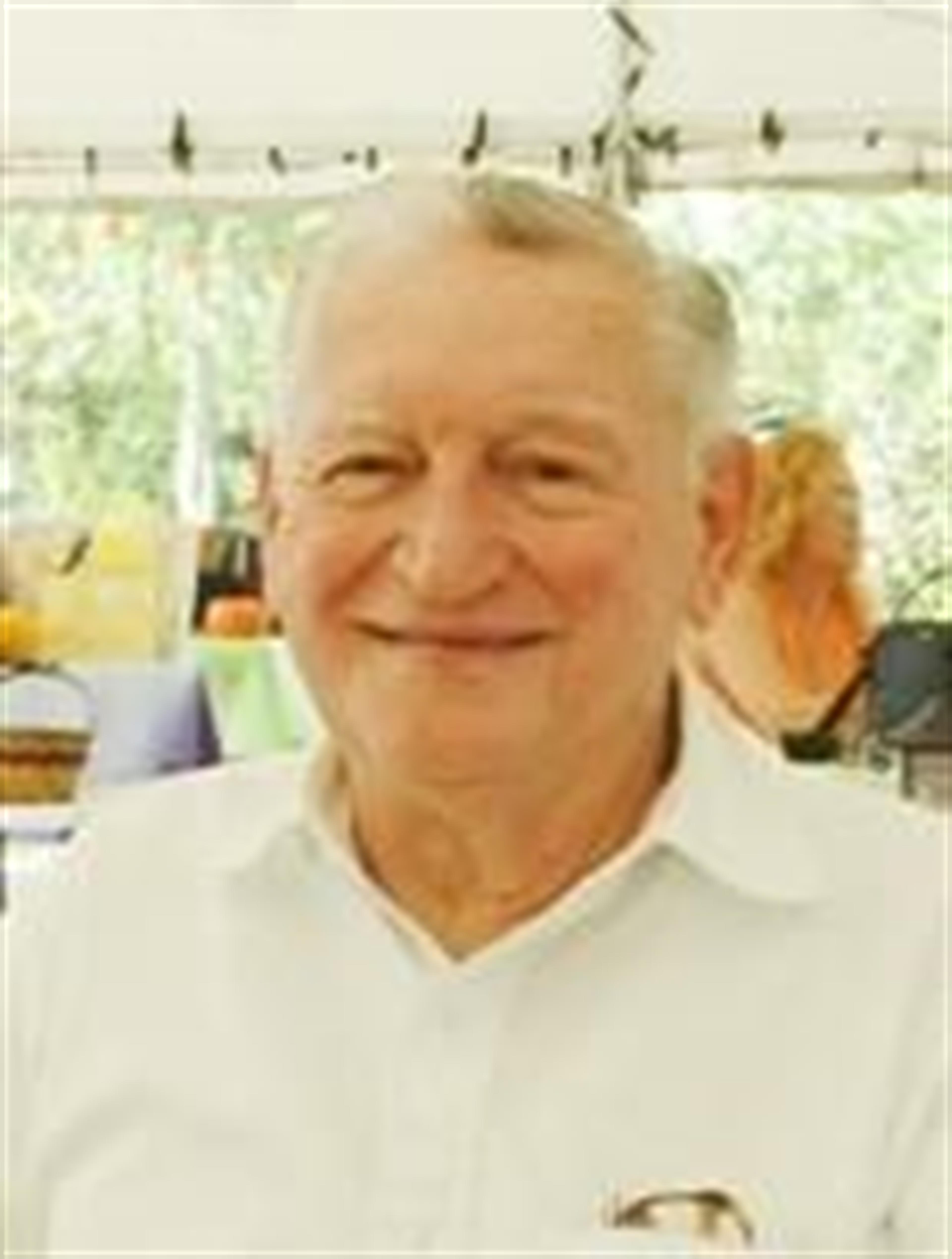 Mr William Ray Hill