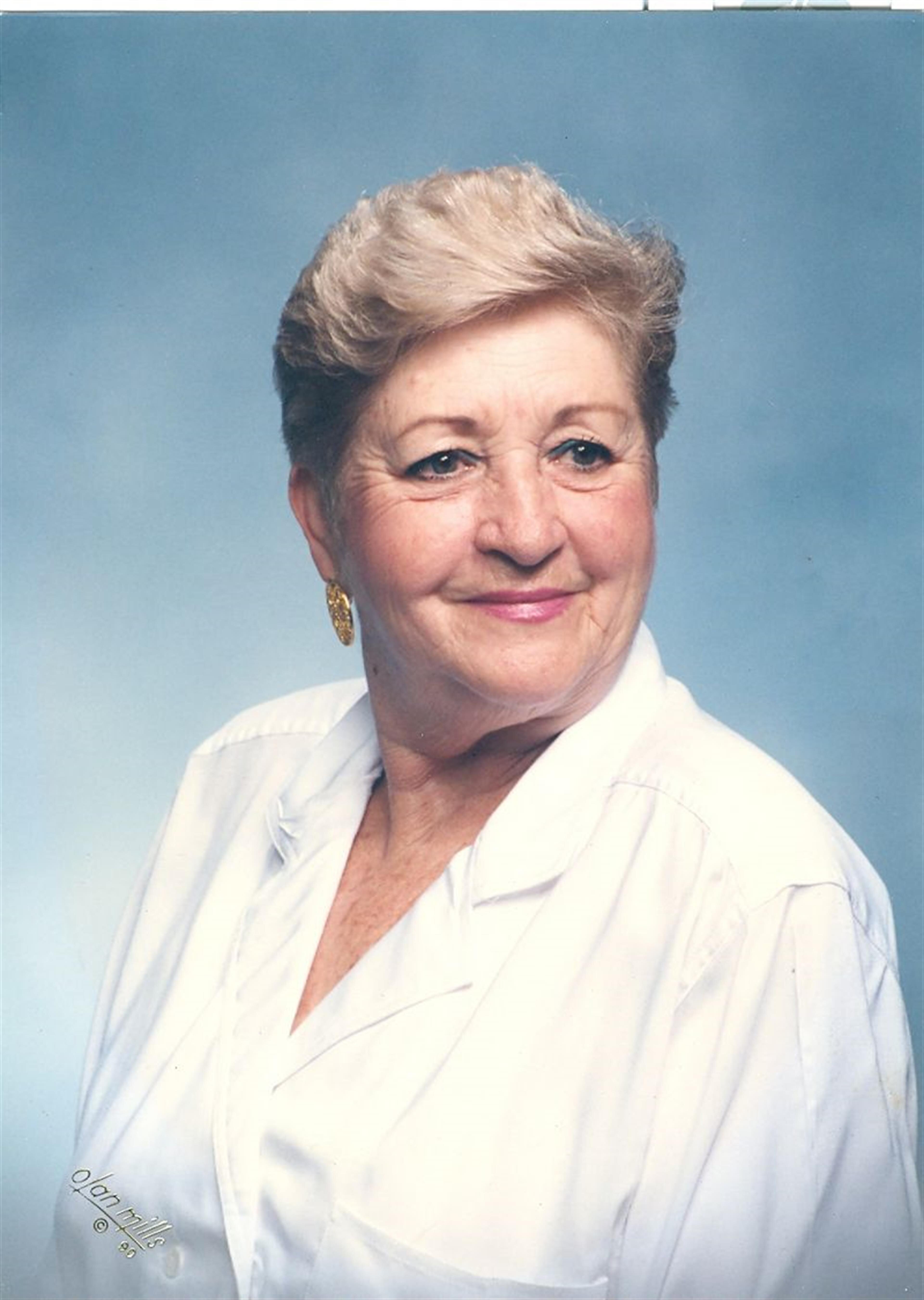 Frances Leon