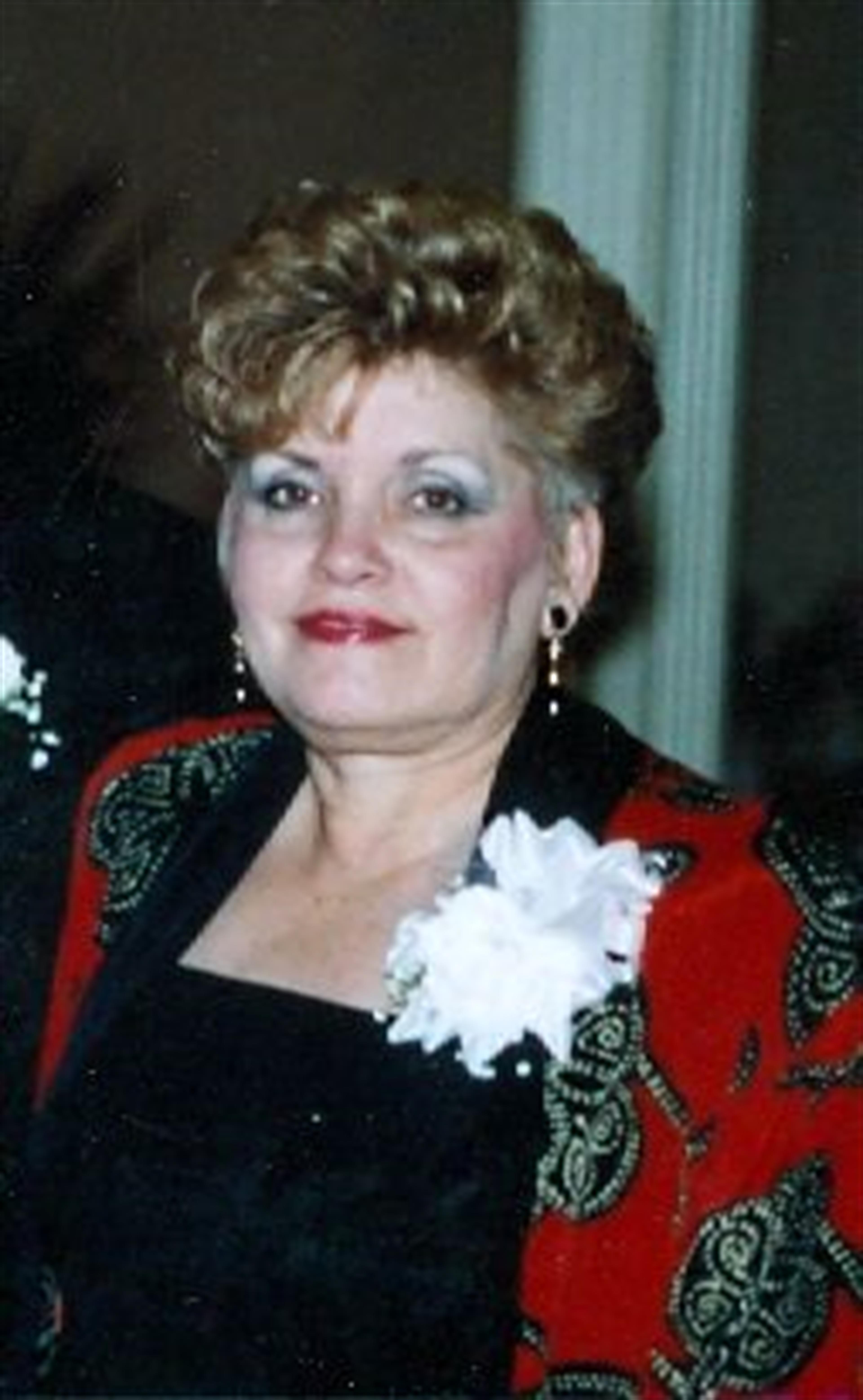 Annette Vallejo