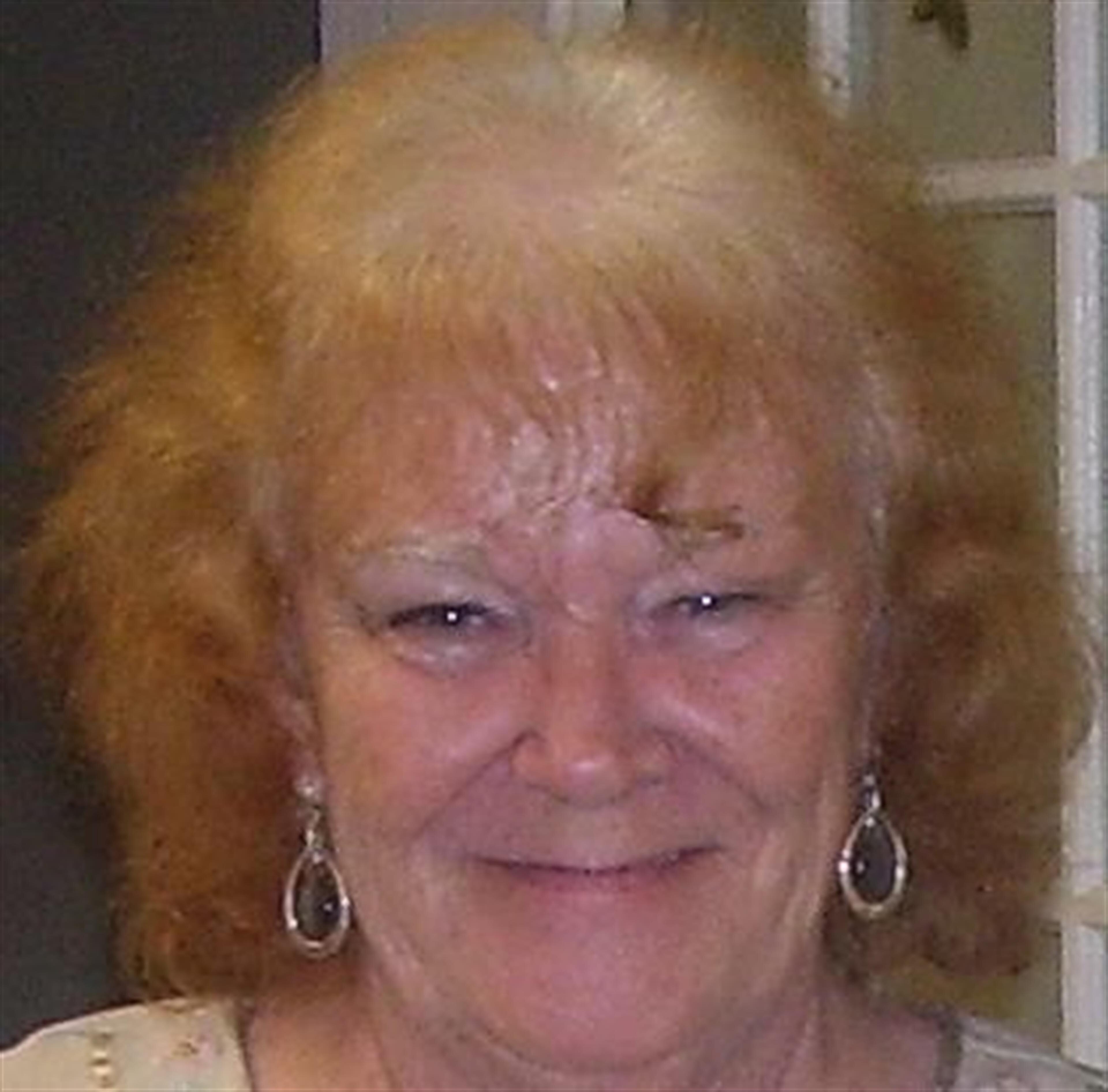 Mrs Maureen Martos
