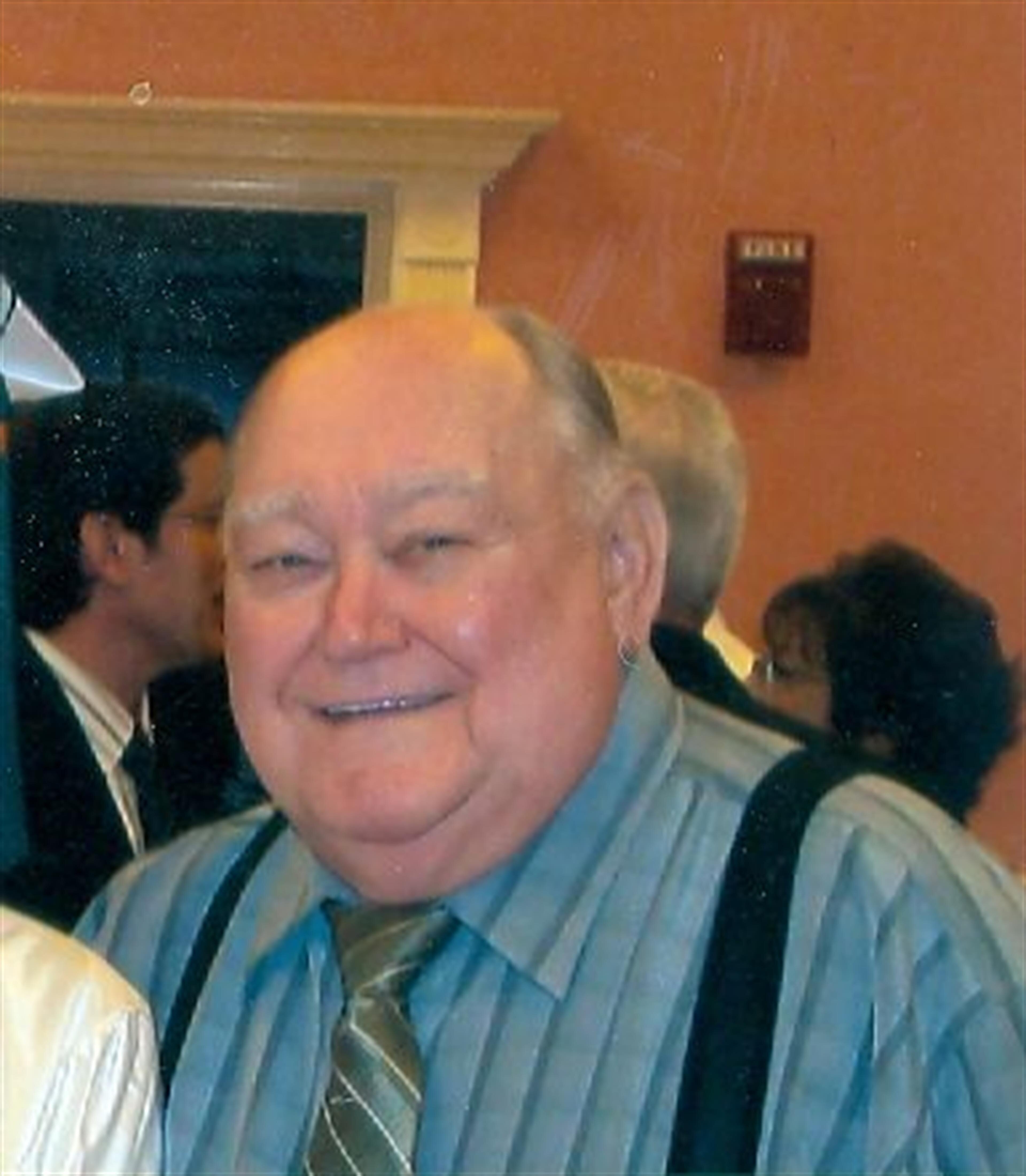 Mr Ken Kennedy