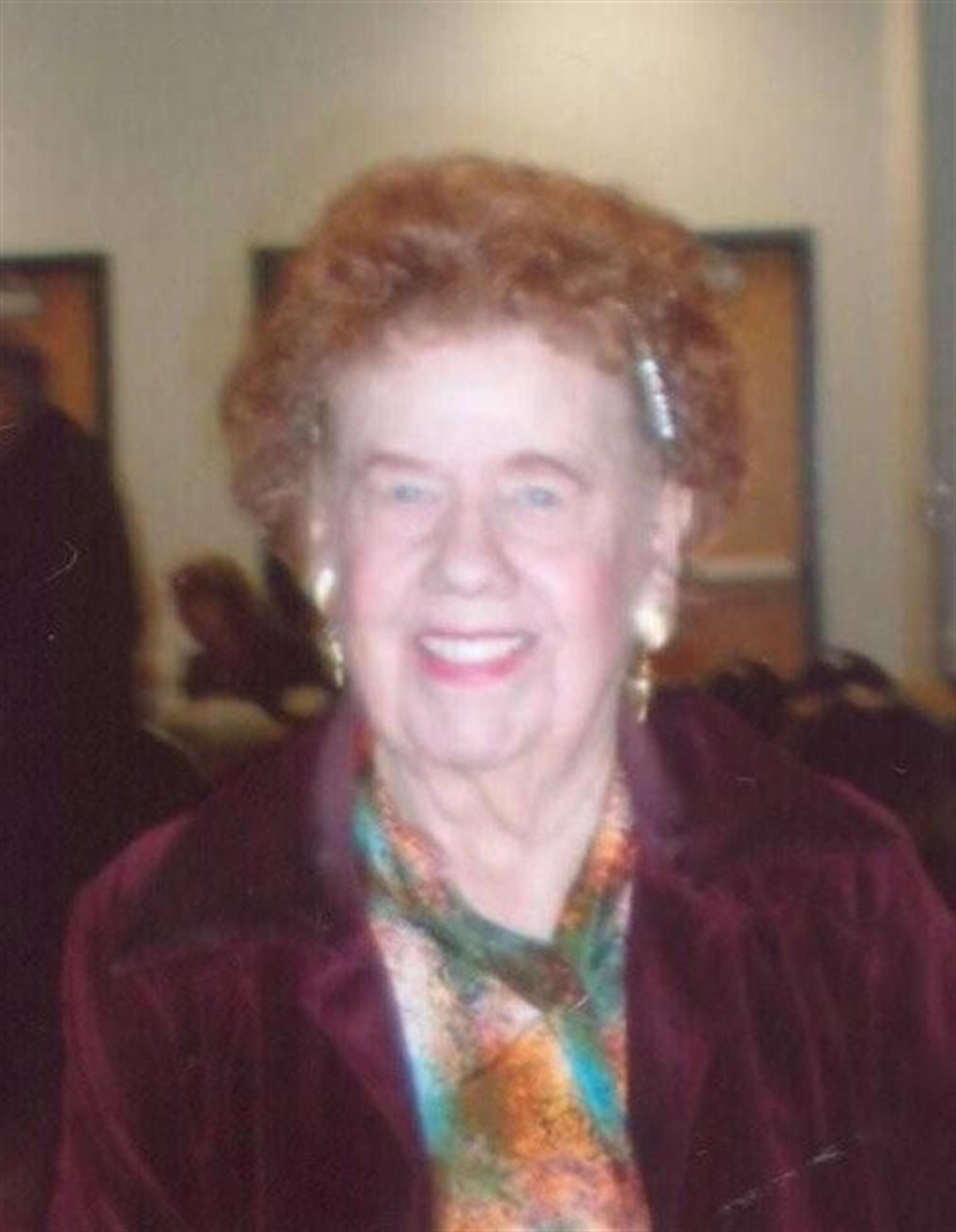 Mrs. Evelyn Castillo