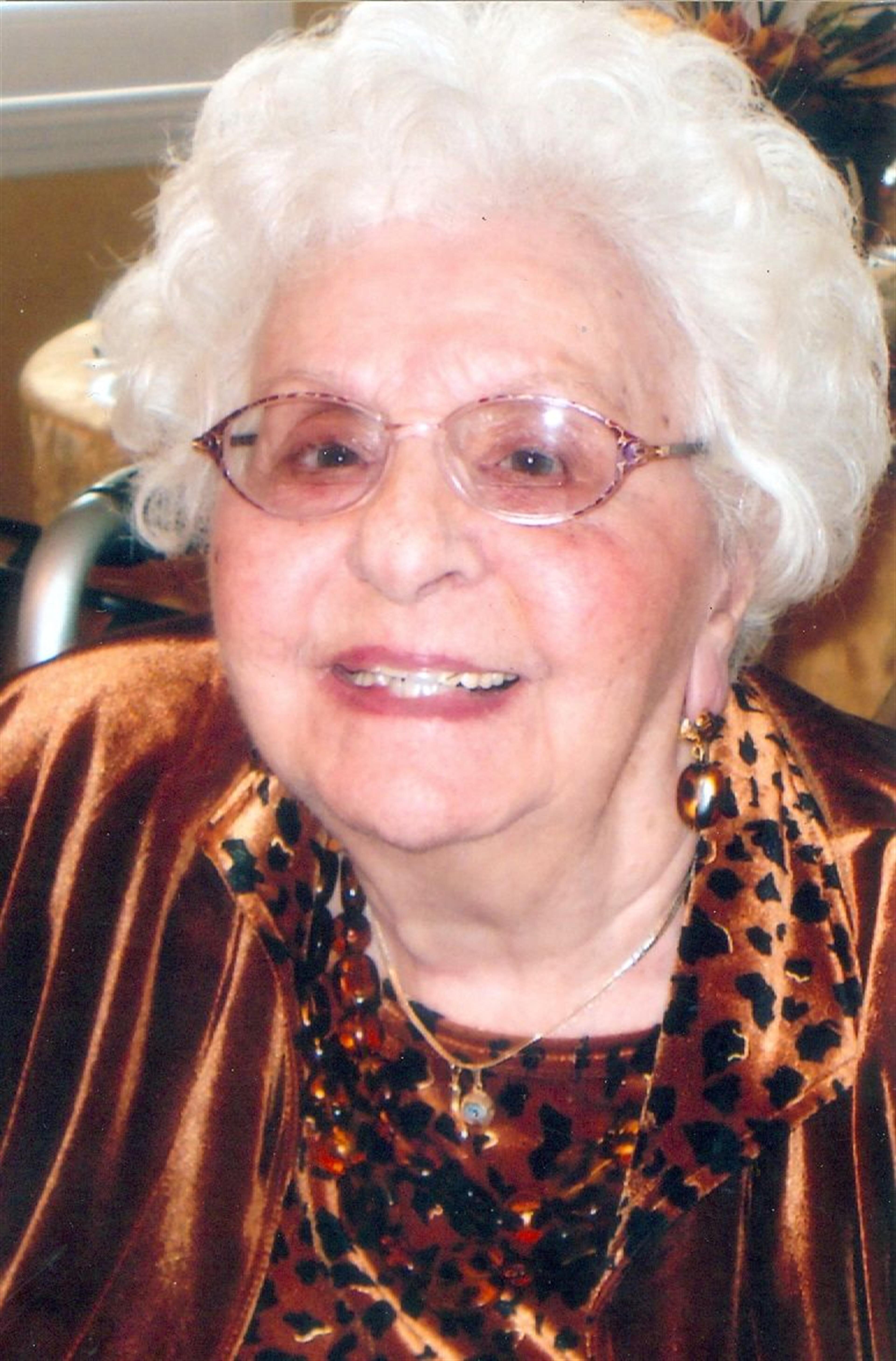 Janie C Hondal