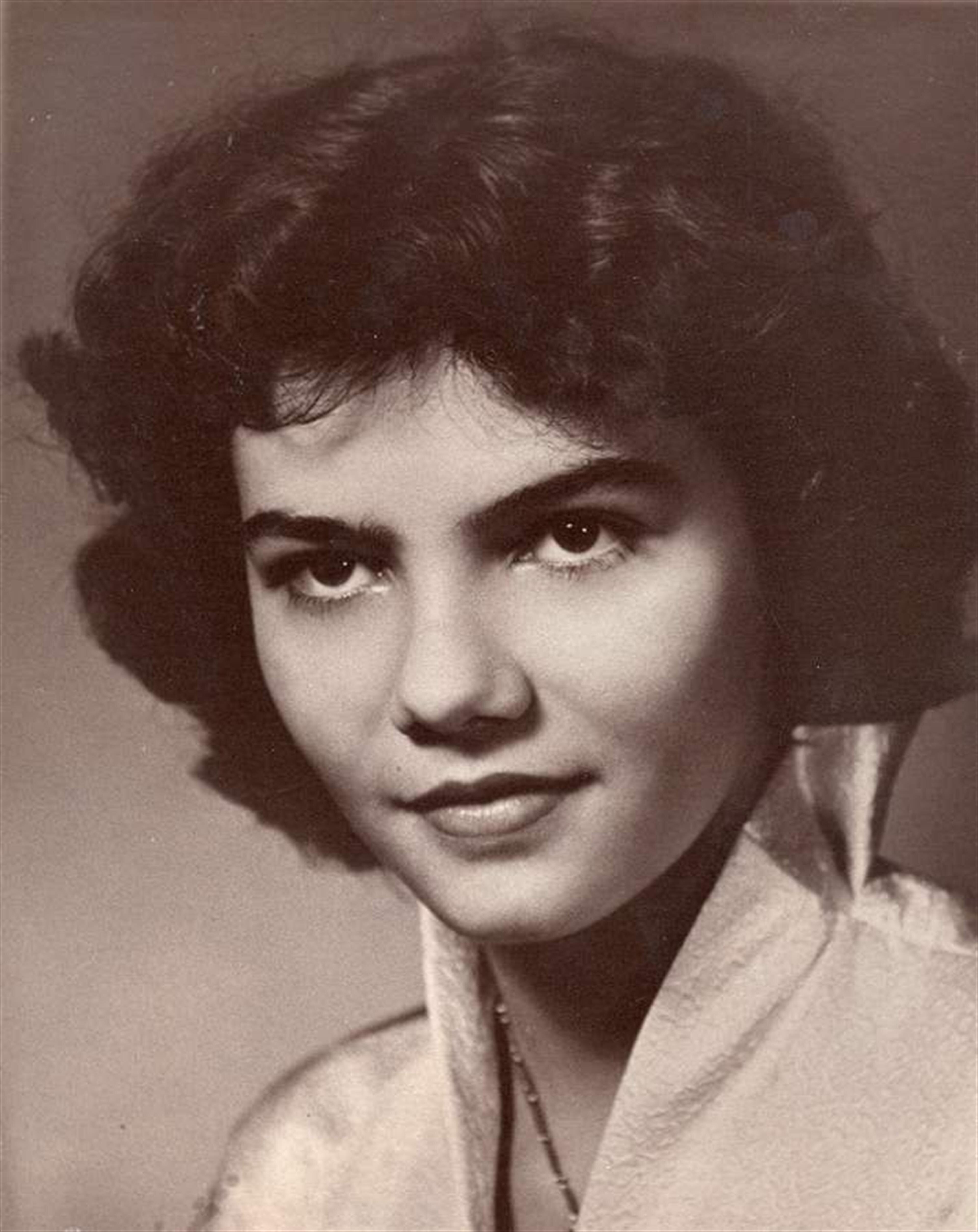 Ms Patricia Griffin