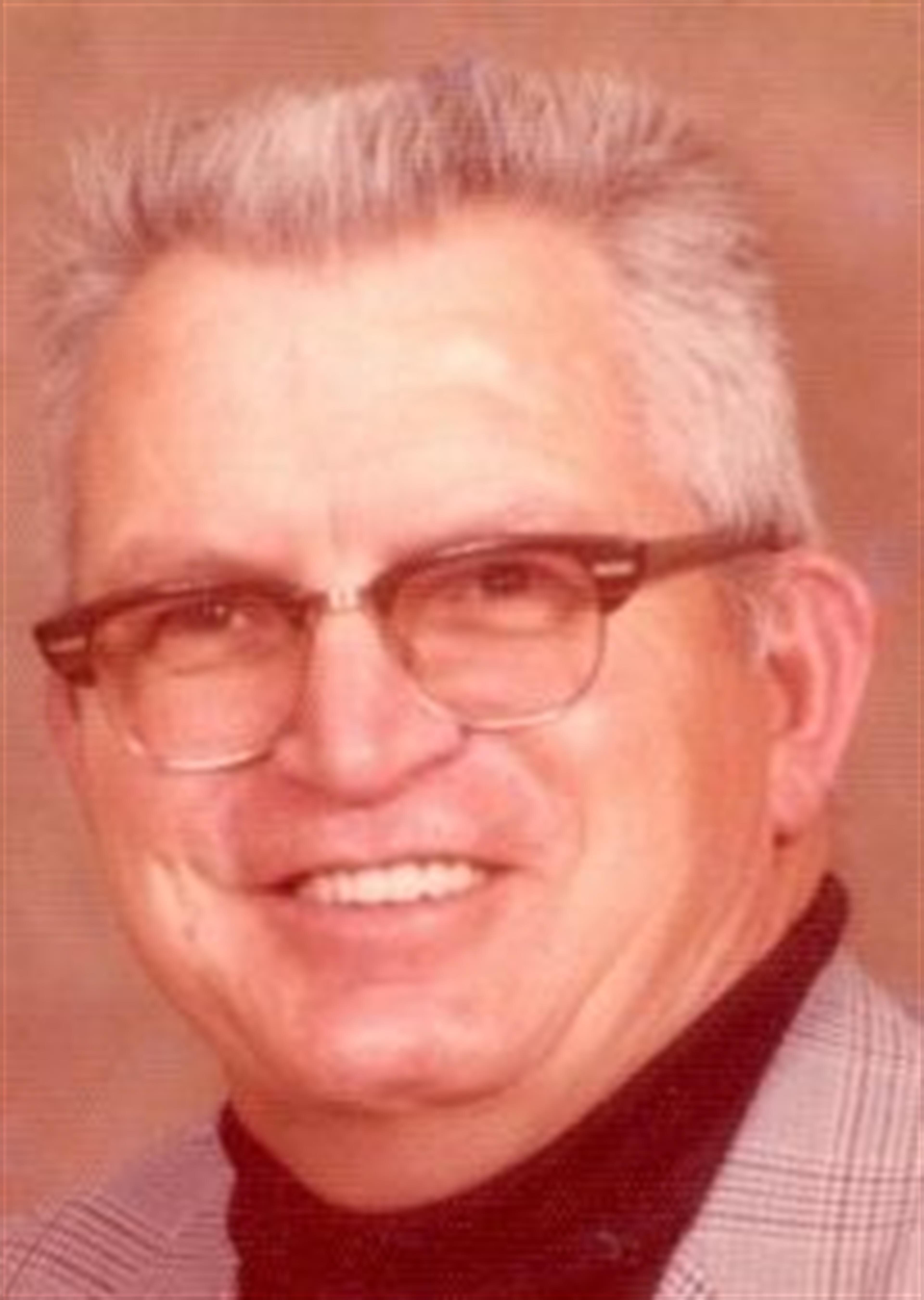 Mr. Robert Willis "BOB" Beck