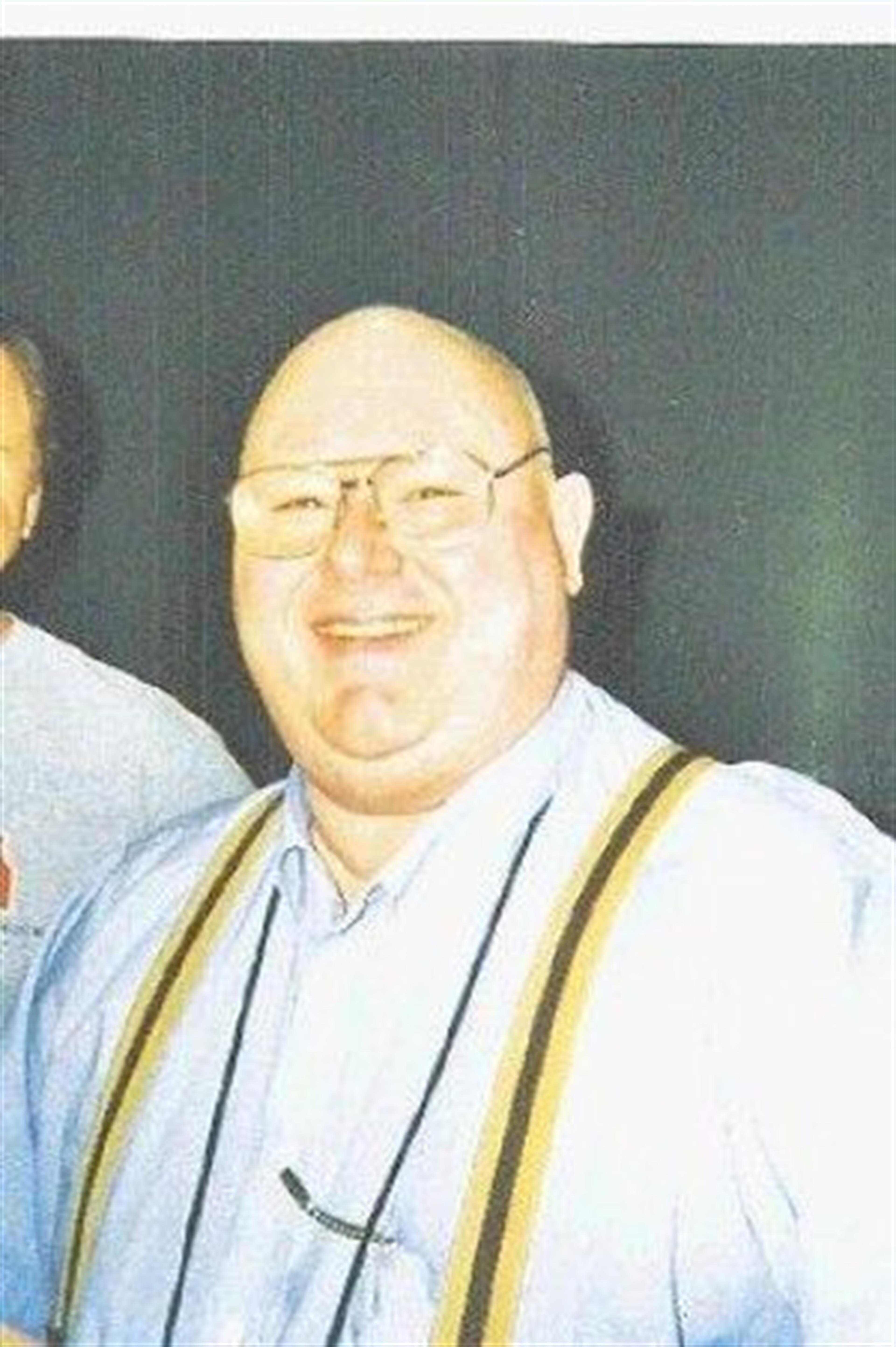 Mr. Gordon Price Utz Jr.
